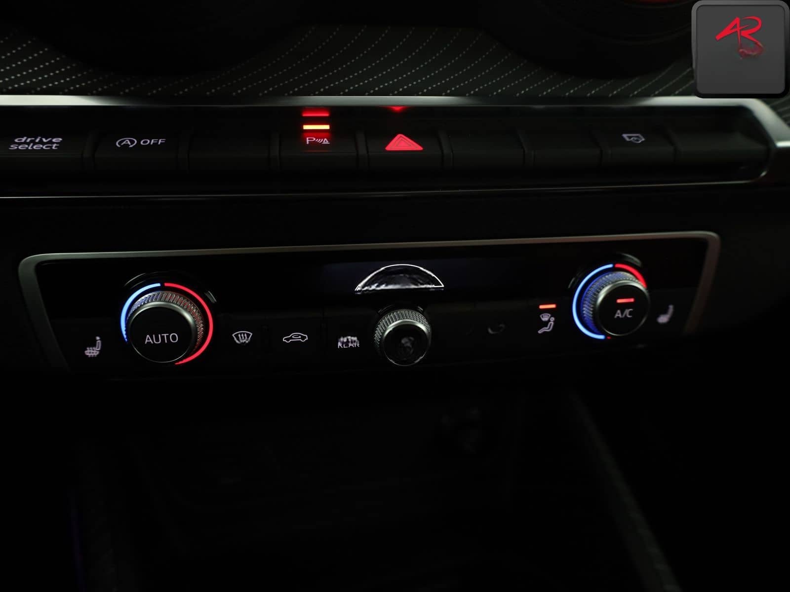 Audi SQ2 2.0 TFSI qu MATRIX,KEYLESS,SONOS,KAMERA,AHK foto 23