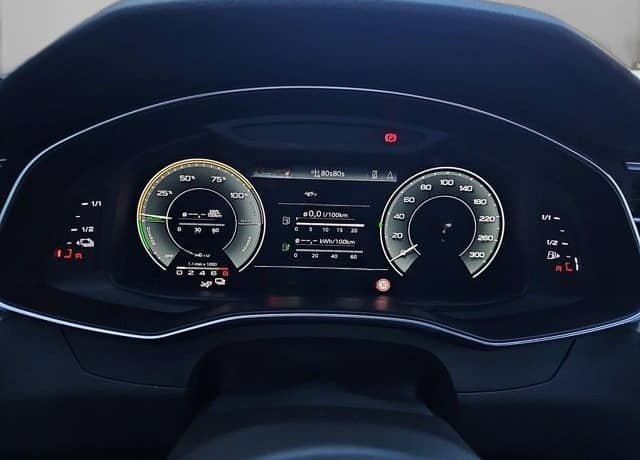 Audi A6 Avant 55 TFSI e quattro sport B&O foto 10