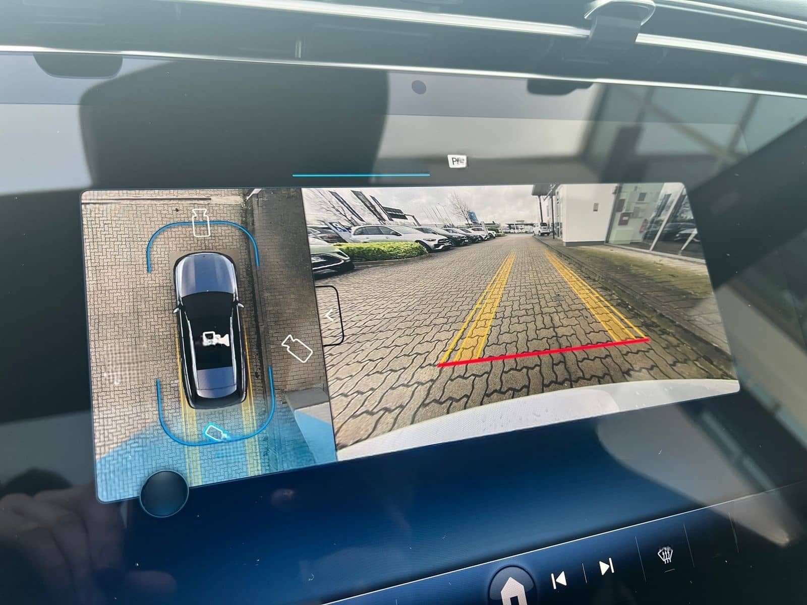 Mercedes-Benz E 450 d 4MATIC T-Modell AMG+Night+Burmester+360° foto 15