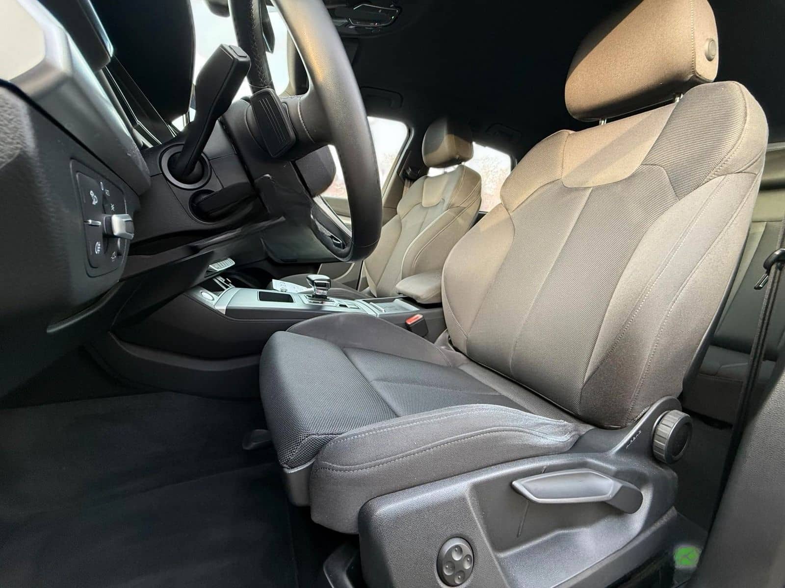 Audi Q5 40 TDI quattro Matrix/B&O/Kamera/Navi/SHZ/ foto 8