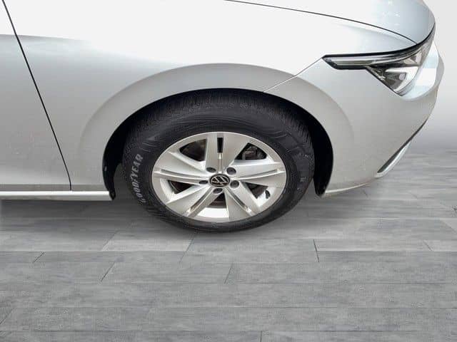 Volkswagen Golf VIII 1.5 TSI Life LED+NAVI+RÜCKFAHRKAMERA foto 6