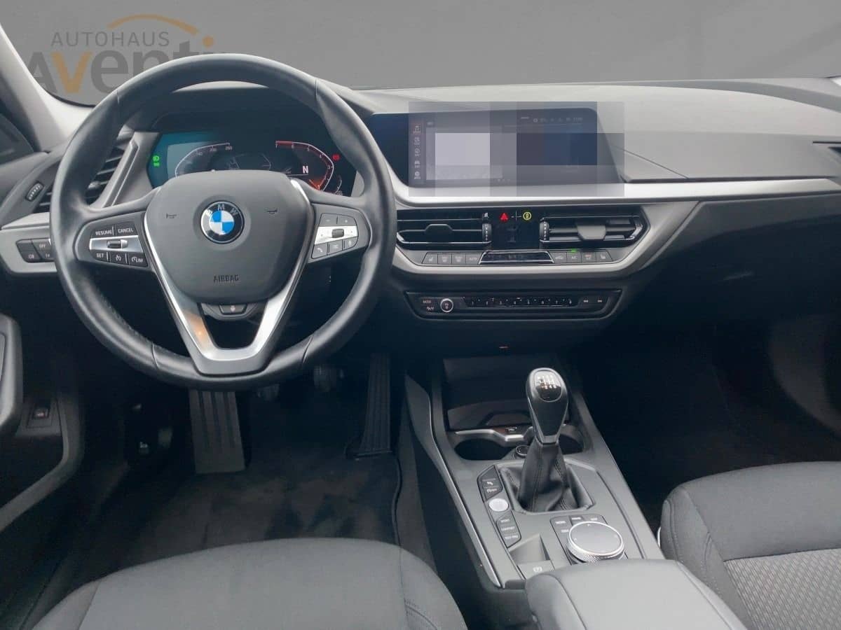 BMW 118i Advantage *el. Heckklappe*LED*Navi*Sitzhzg. foto 4