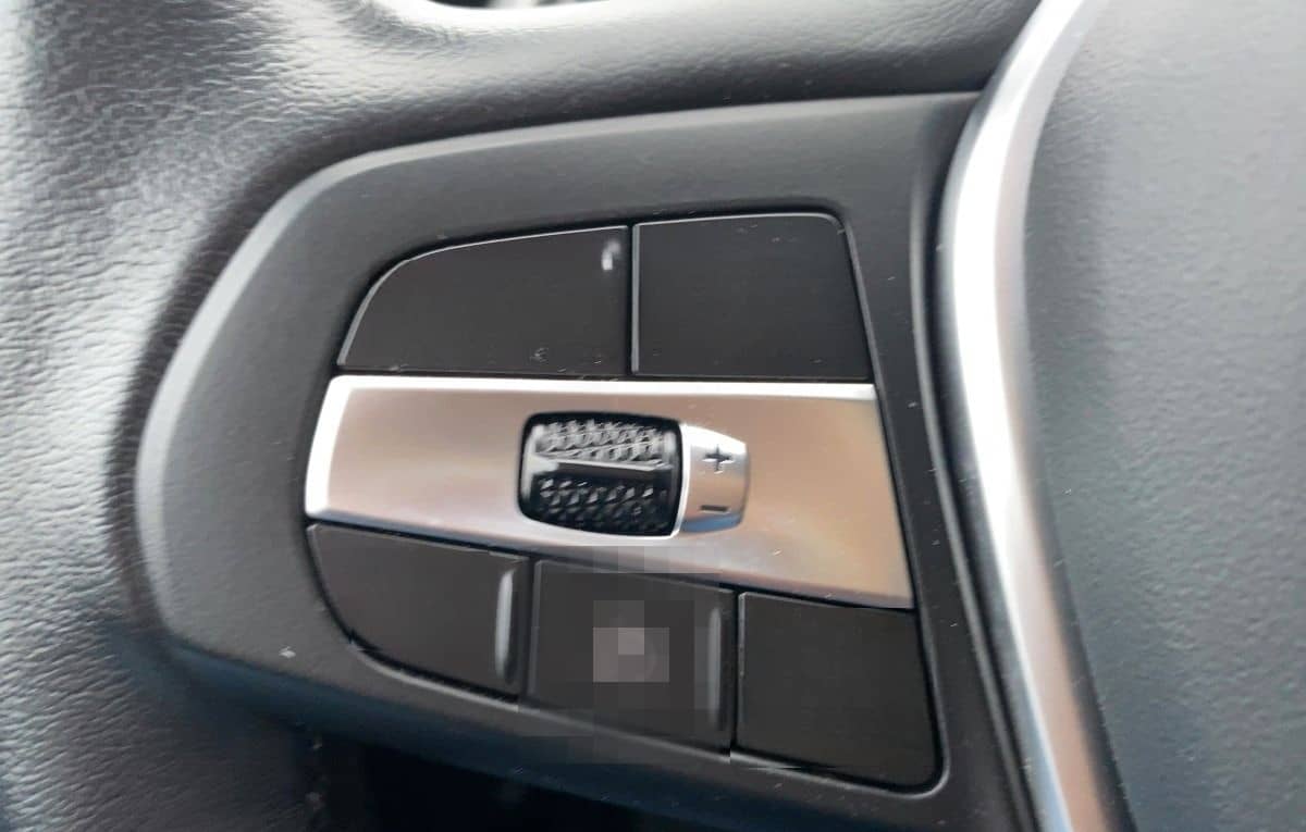 BMW 118i Advantage *el. Heckklappe*LED*Navi*Sitzhzg. foto 9