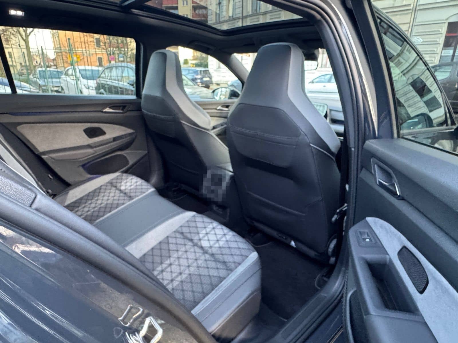 Volkswagen Golf VIII Variant R-Line 1-Hand Scheckheft Pano foto 18