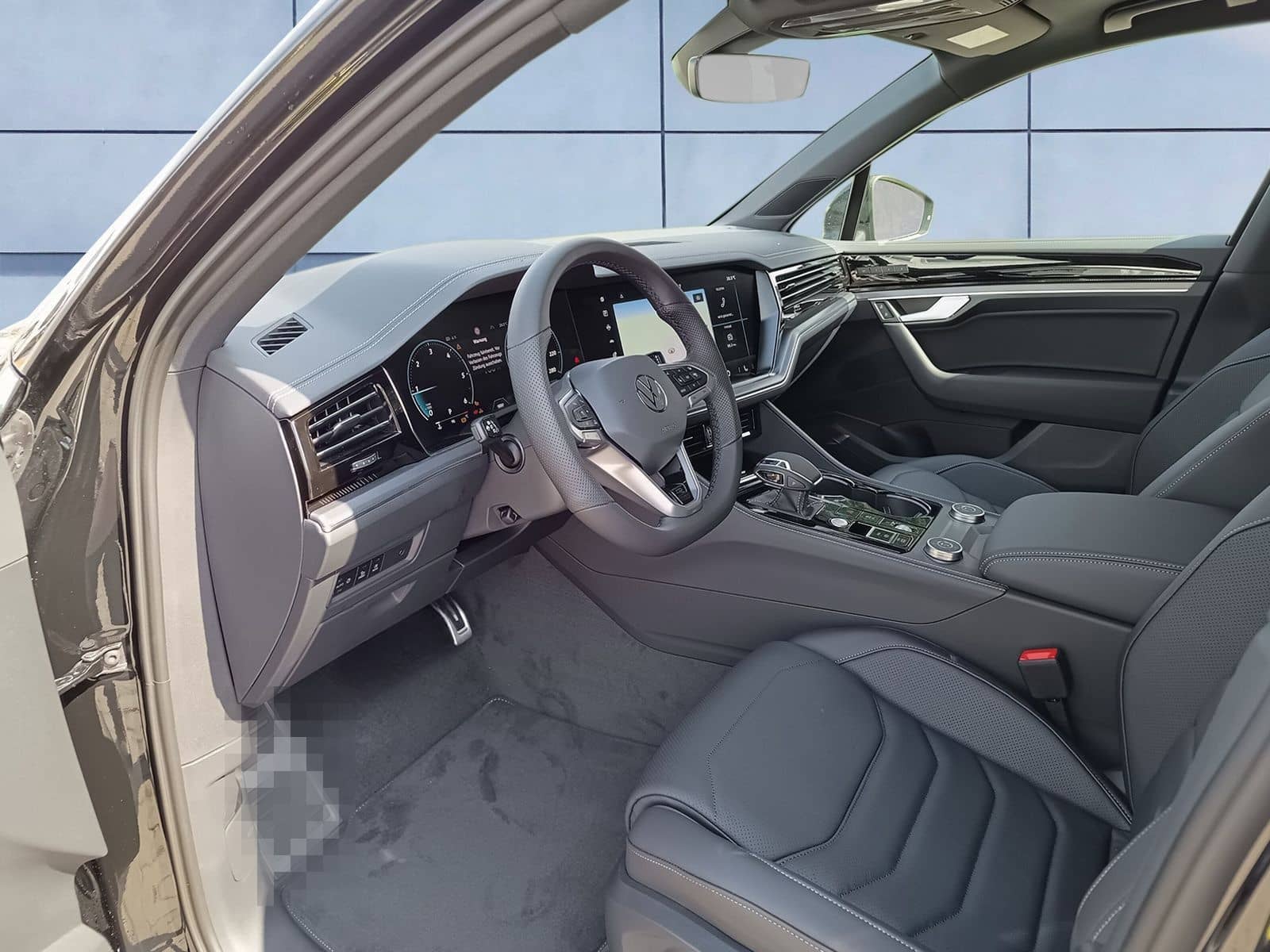 Volkswagen Touareg R-Line 3,0 l V6 TDI SCR 4MOTION 210 kW ( foto 9