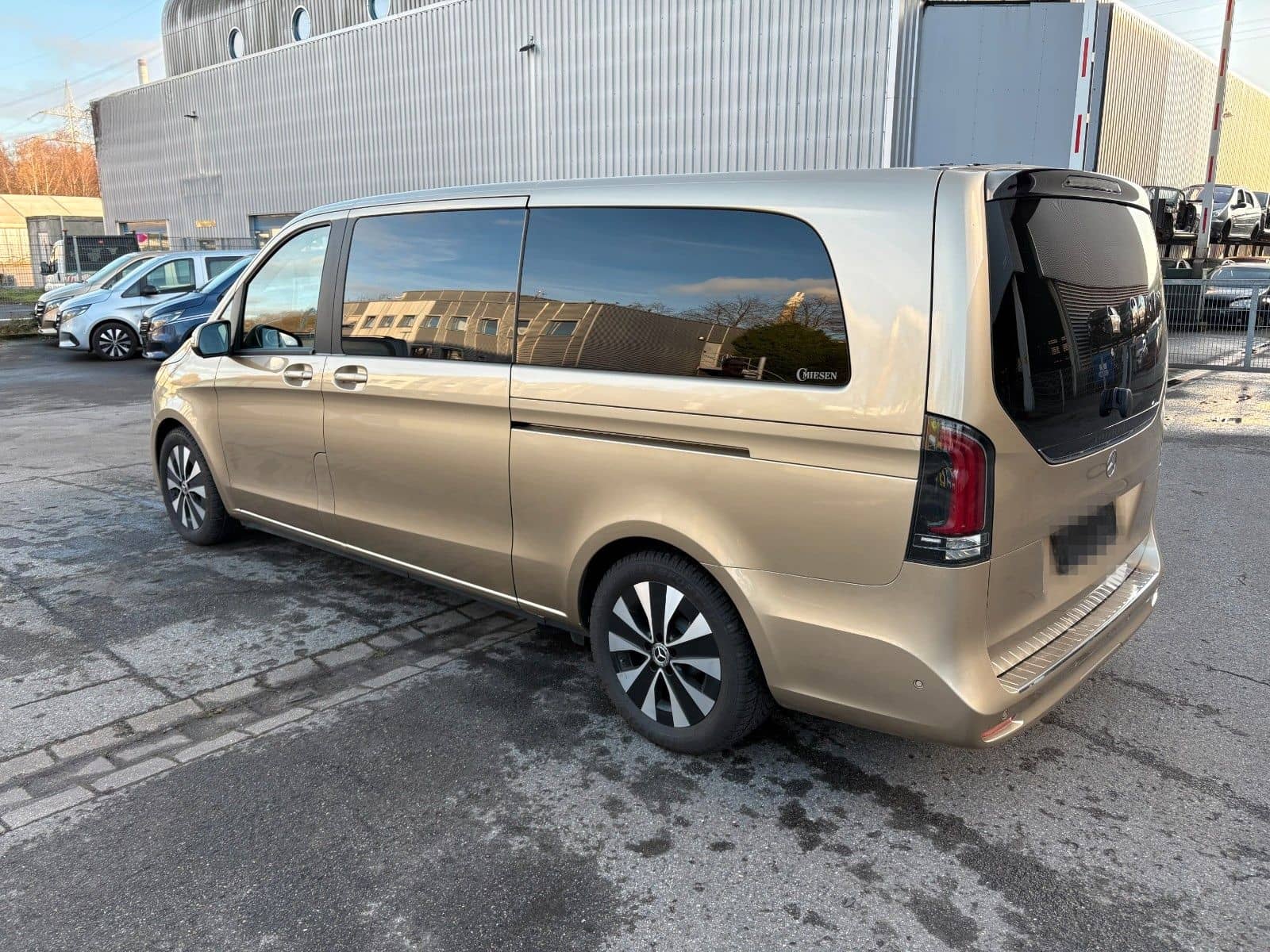 Mercedes-Benz V 250 d Bestattungswagen foto 4