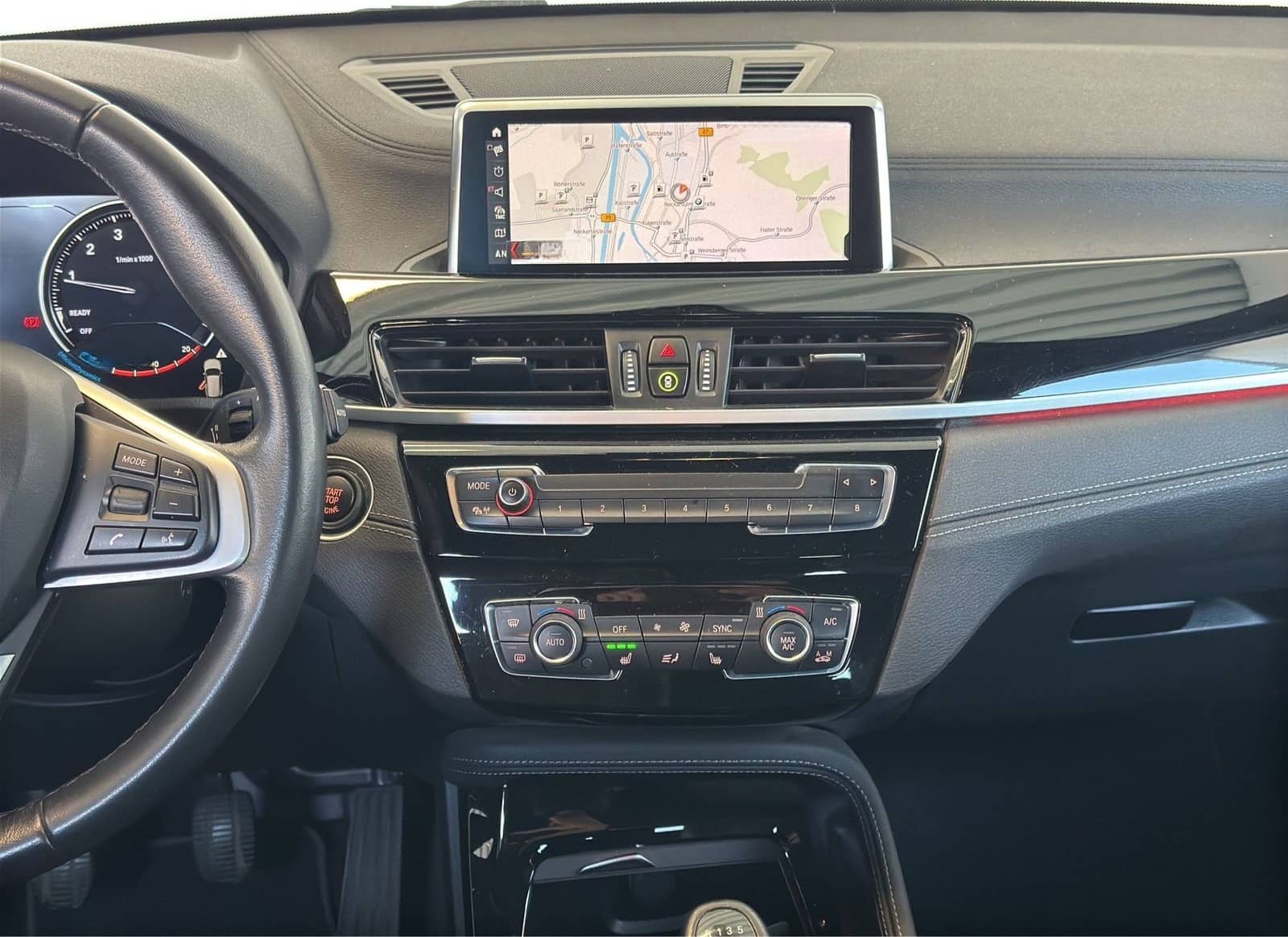 BMW X1 sDrive18i xLine Navi.LED.PGD.RFK.Sportsz.PDC foto 6