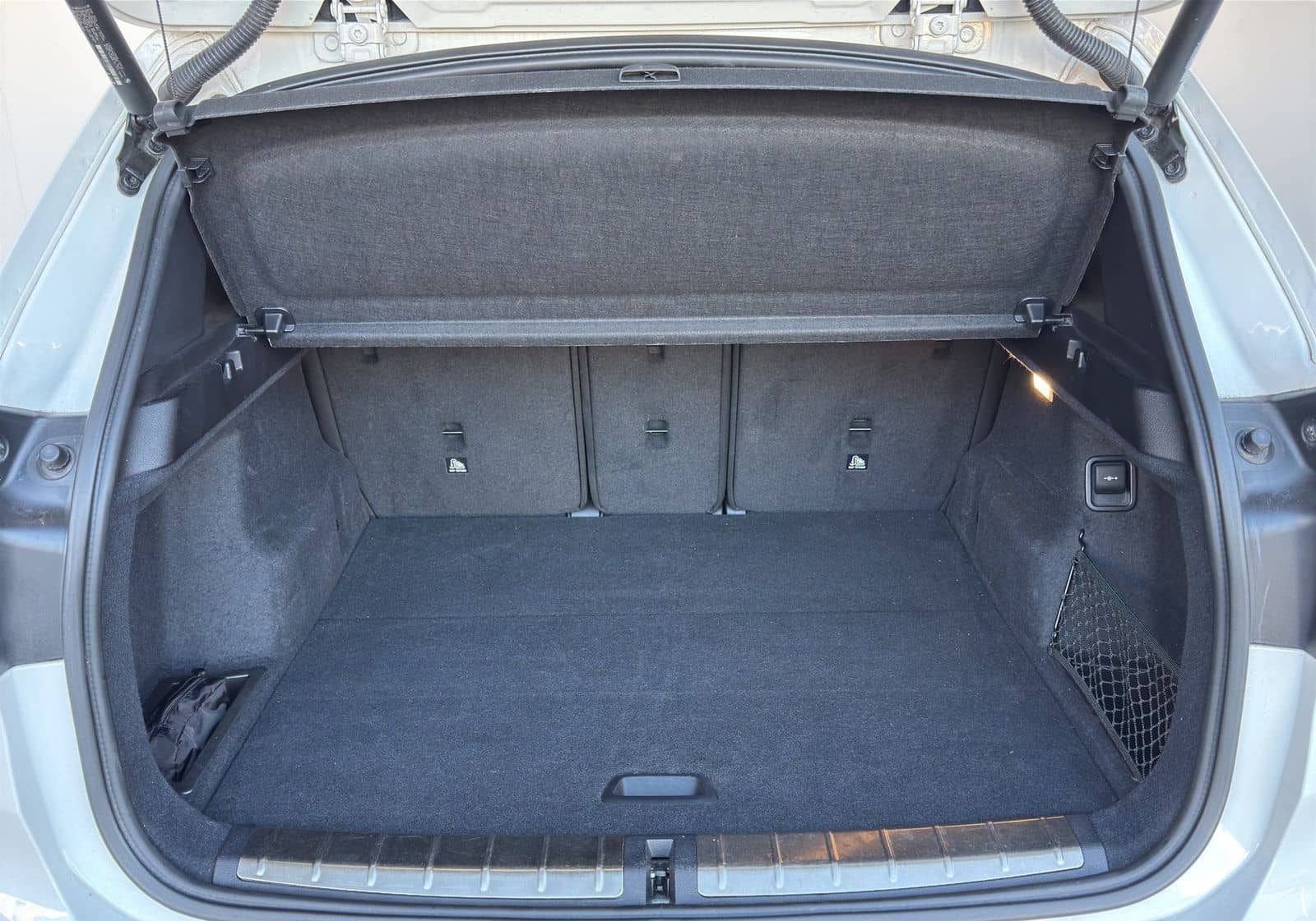 BMW X1 sDrive18i xLine Navi.LED.PGD.RFK.Sportsz.PDC foto 9