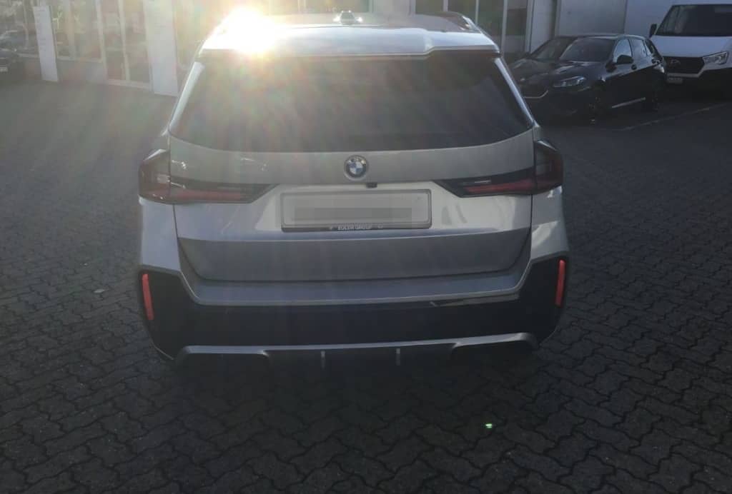 BMW X1 sD18i M-Sport 19'' AHK HUD Drive+ Park Ass AH foto 5