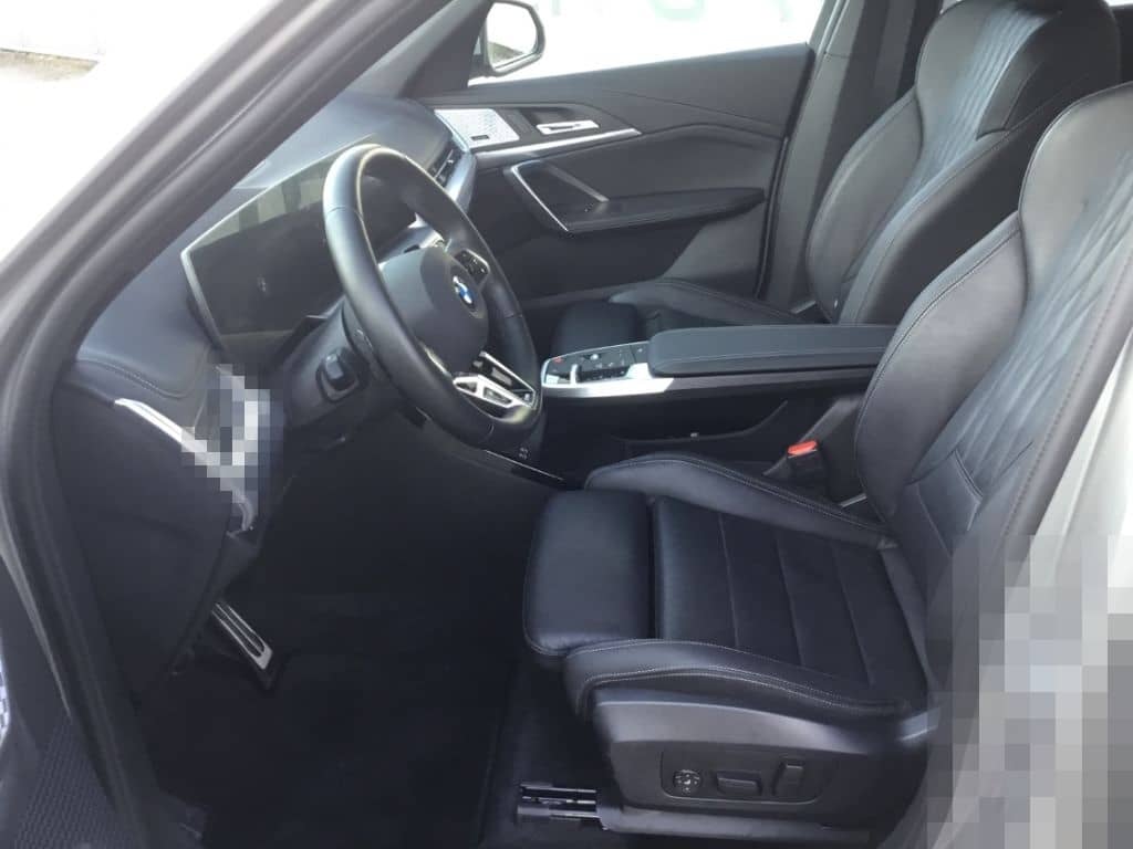 BMW X1 sD18i M-Sport 19'' AHK HUD Drive+ Park Ass AH foto 8