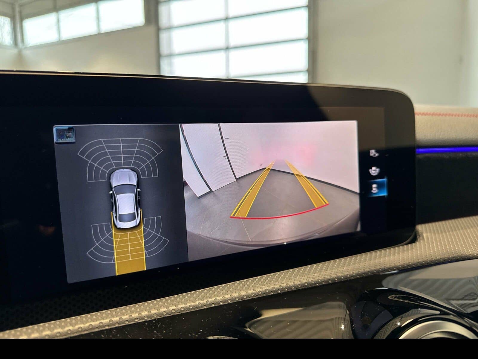 Mercedes-Benz CLA 200 4MATIC Coupé AMG/Night/Pano/LED/Kamera foto 19