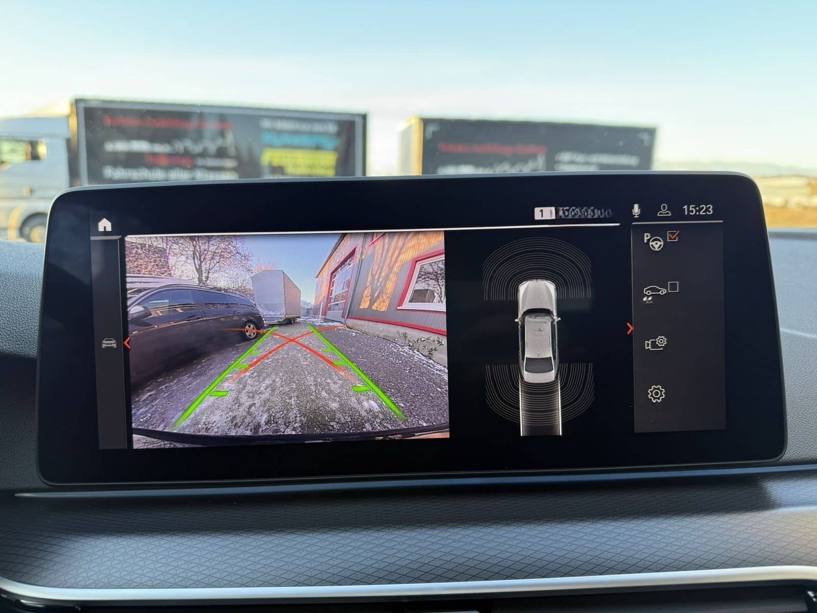 BMW 530e xDrive M Sport 94%Akku HeadUp AHK Glasdach  foto 16