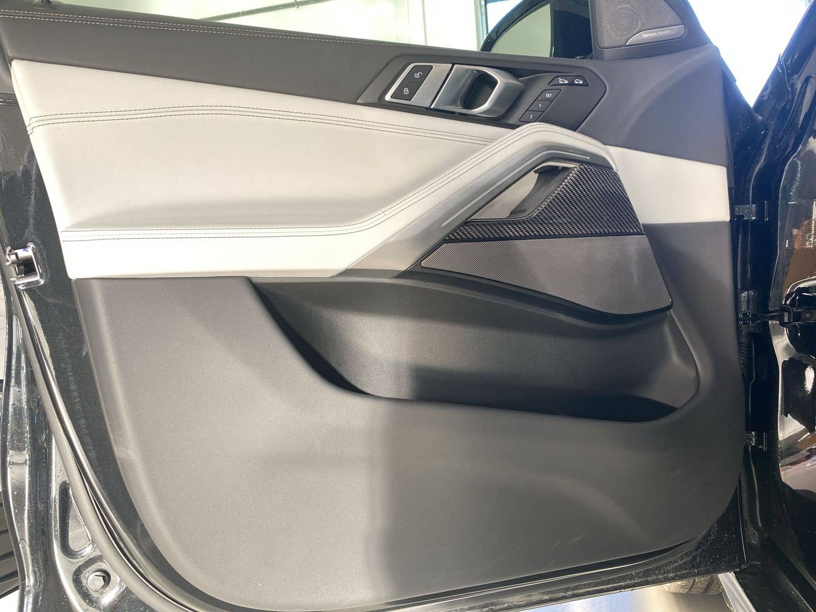 BMW X6 xDrive40d 886€ netto/mtl.*M Sportpaket Pro*22 foto 18