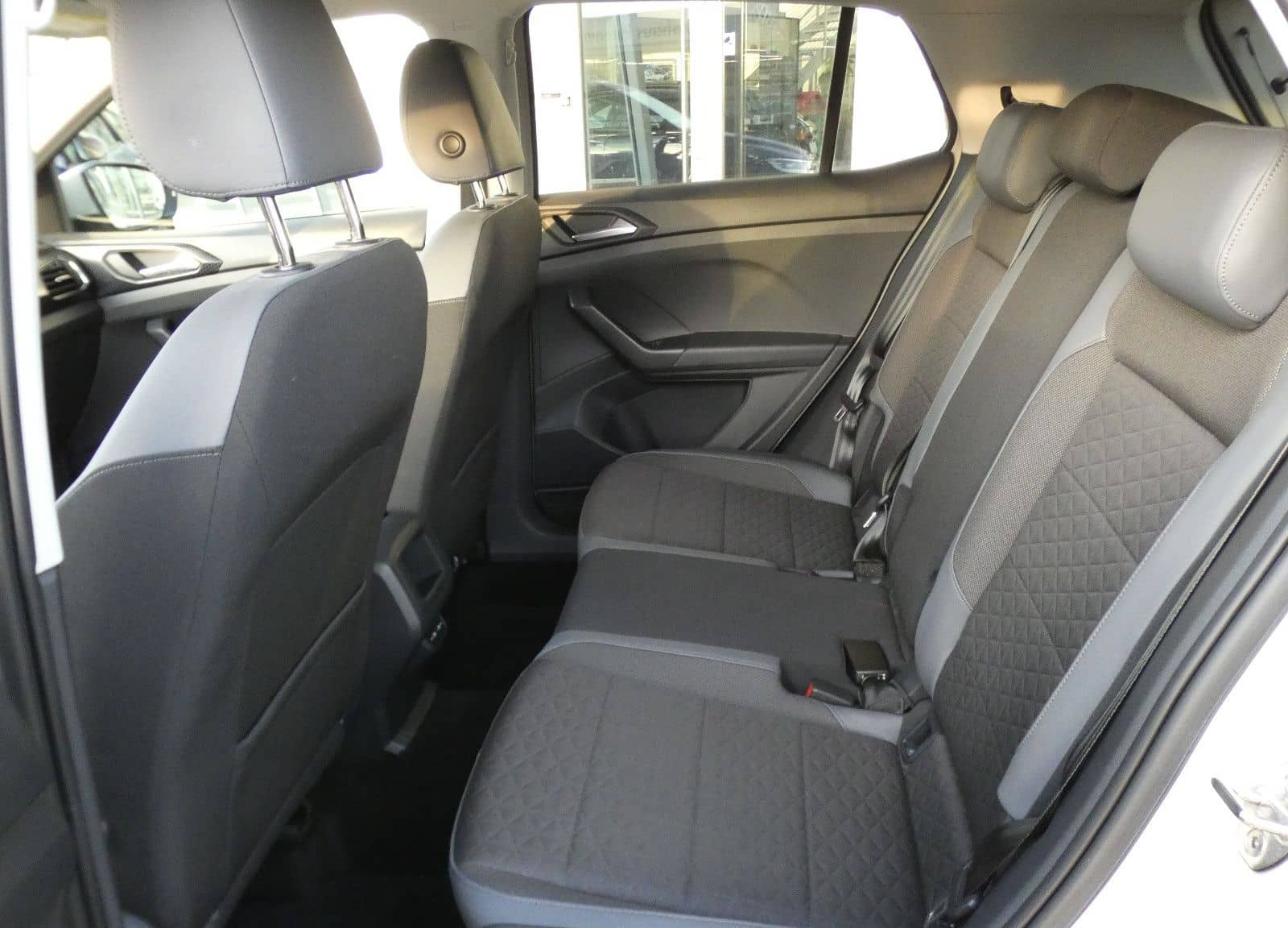 Volkswagen T-Cross 110PS TSI DSG Style Kamera Navi 18" Alu foto 7