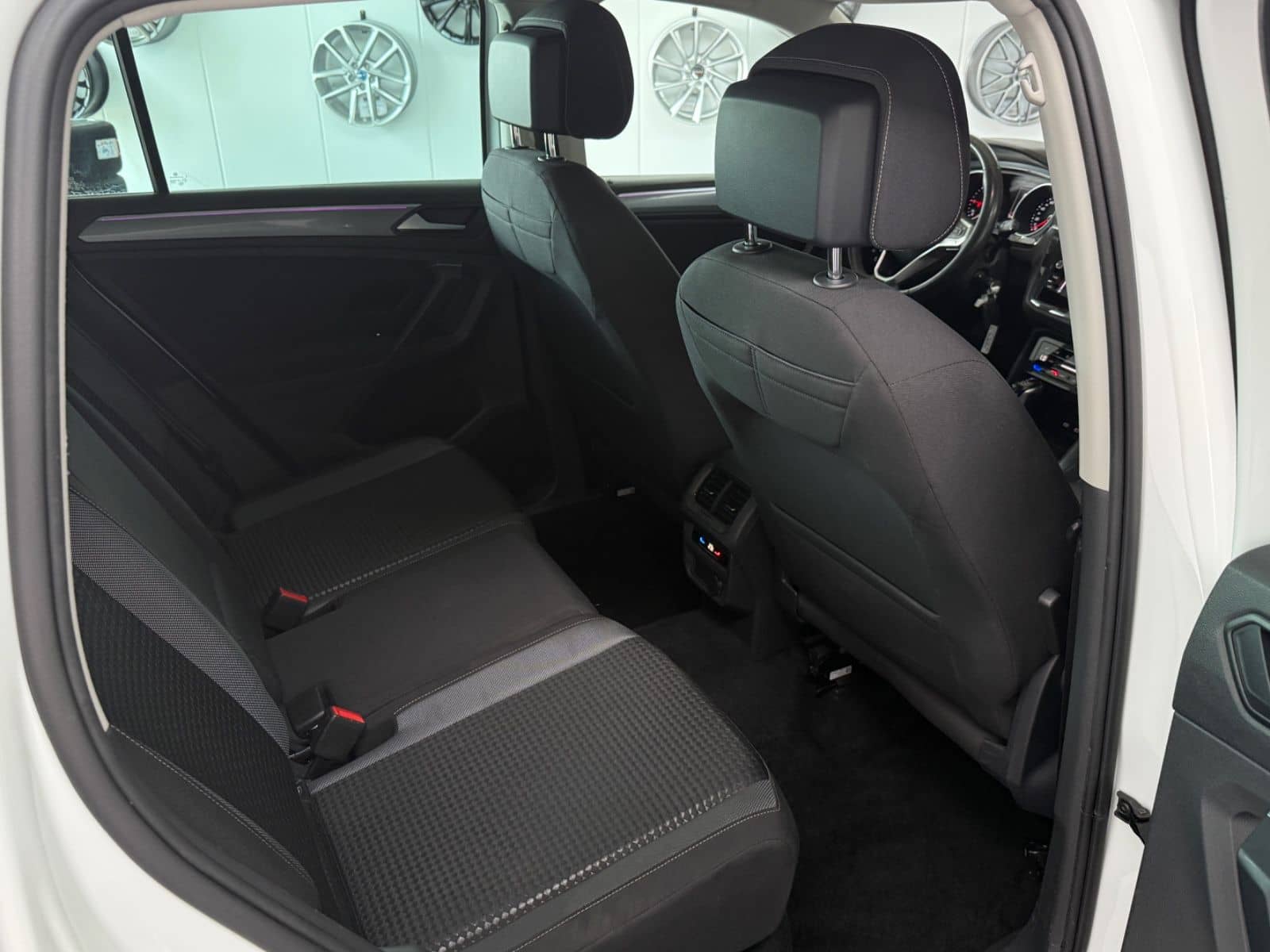 Volkswagen Tiguan Active 2.0 TDI *DSG*AHK*ACC*LANE*LED foto 15