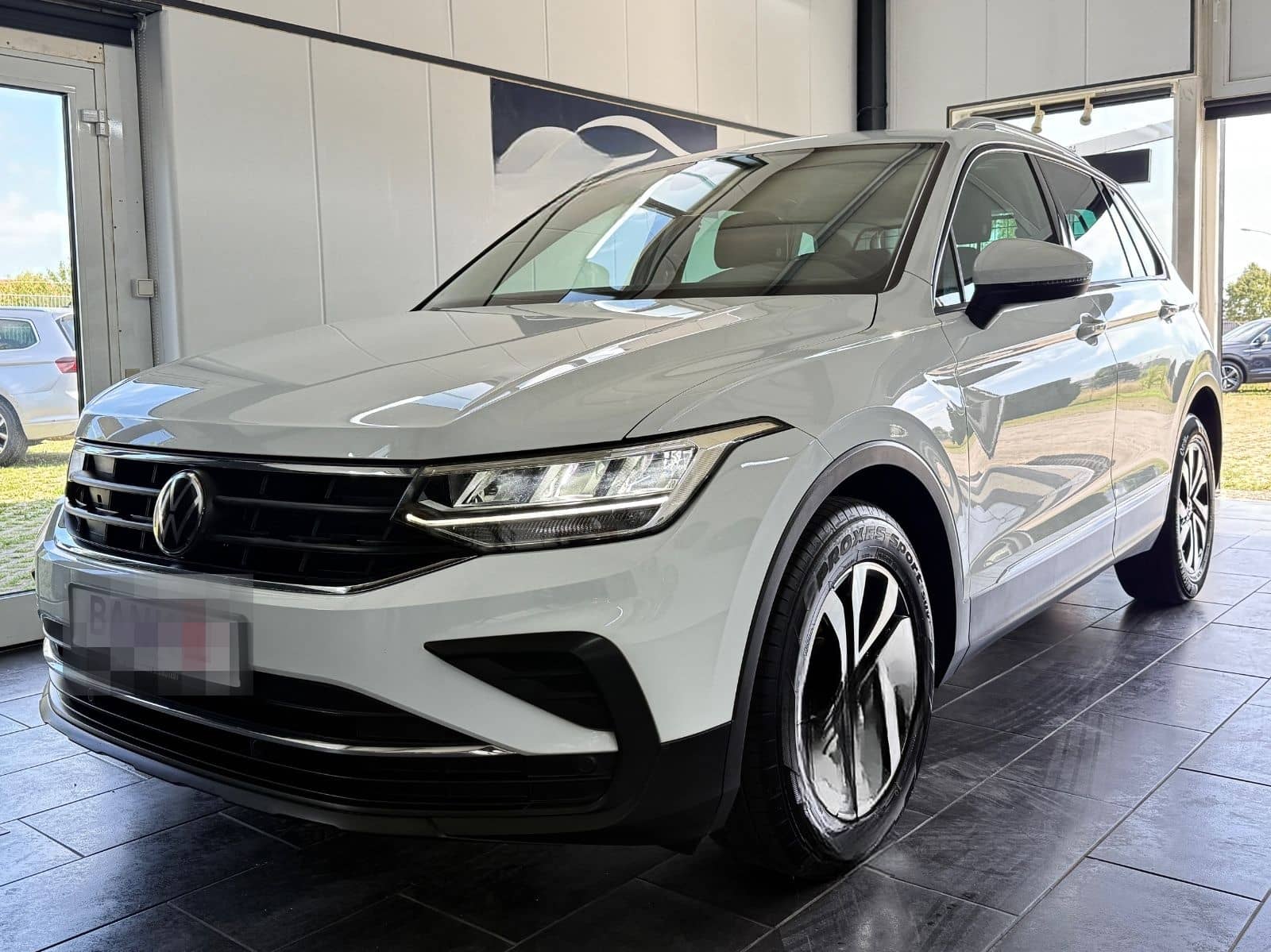 Volkswagen Tiguan Active 2.0 TDI *DSG*AHK*ACC*LANE*LED foto 6