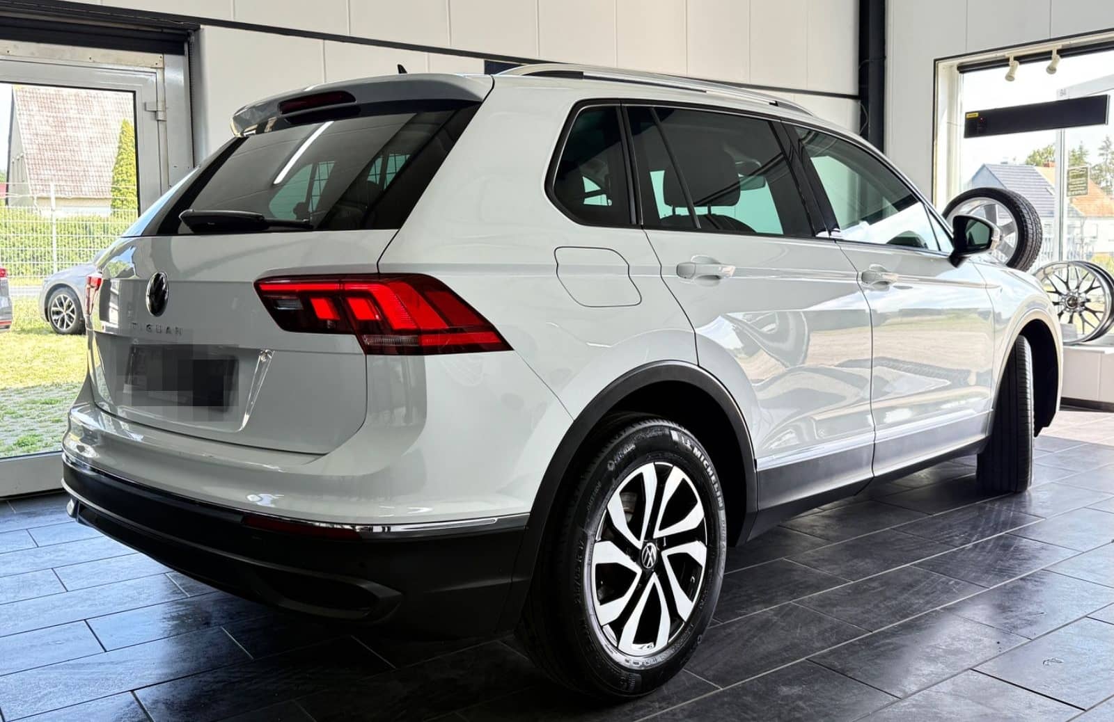 Volkswagen Tiguan Active 2.0 TDI *DSG*AHK*ACC*LANE*LED foto 7