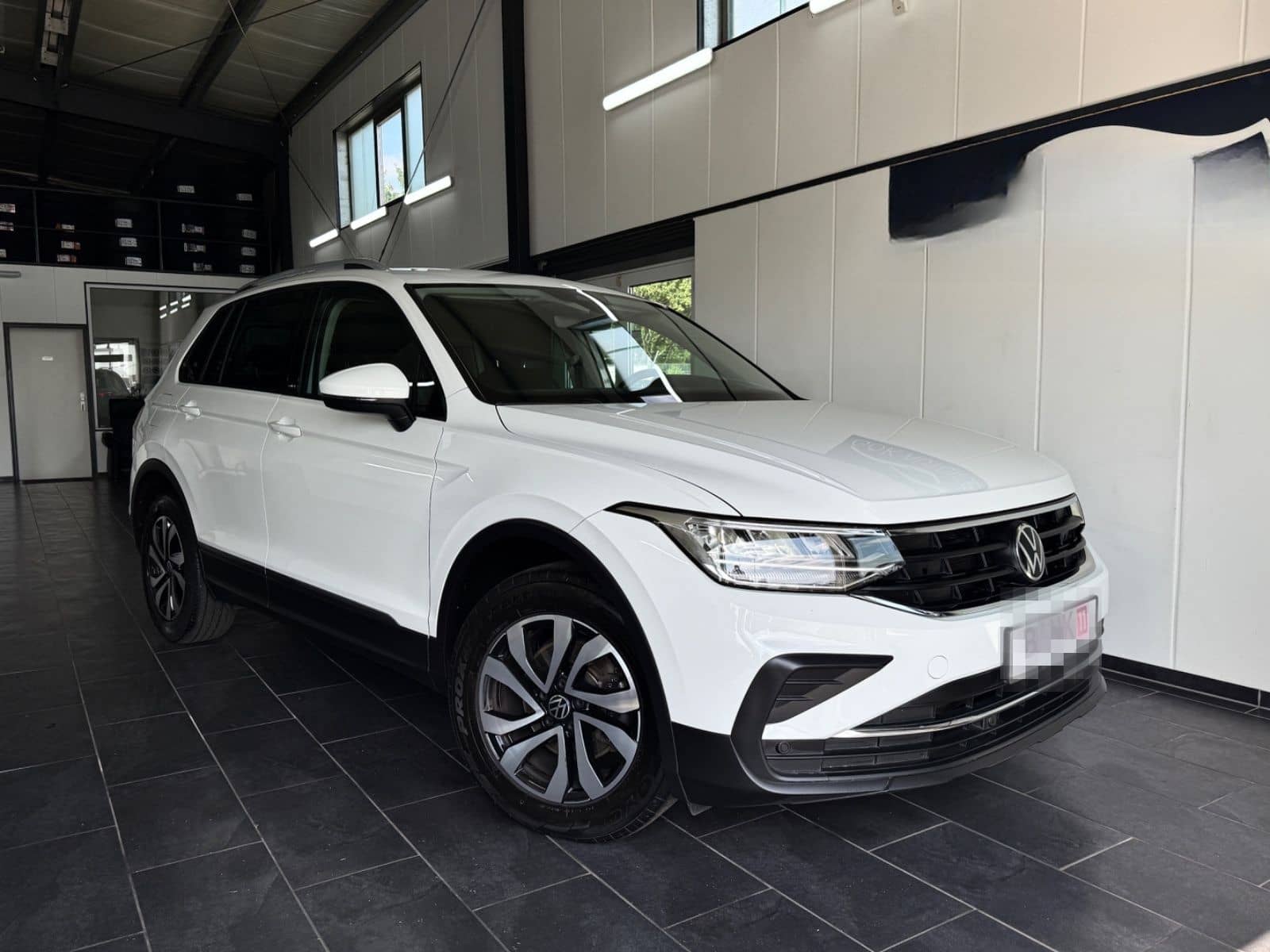 Volkswagen Tiguan Active 2.0 TDI *DSG*AHK*ACC*LANE*LED foto 8