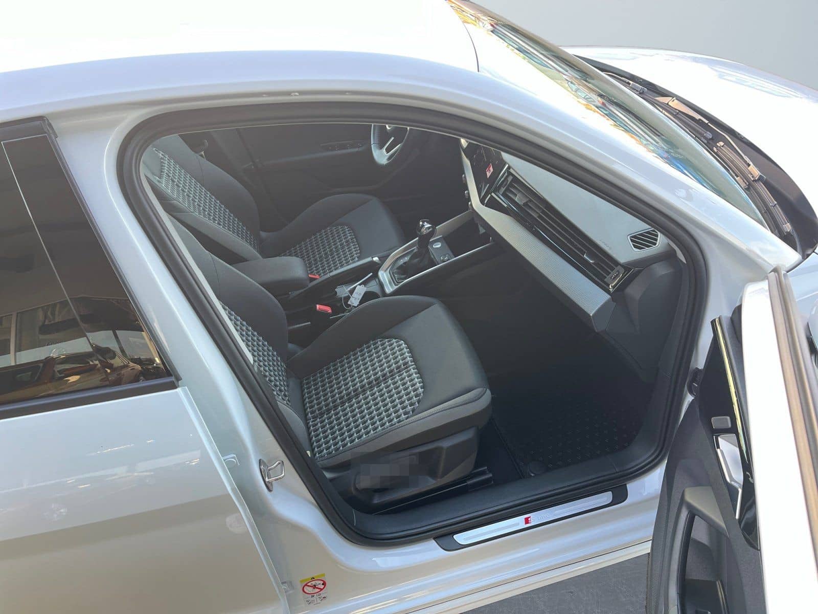 Audi A1 Sportback 1.0 TFSI S-Line 2xKlima KeyLess foto 10