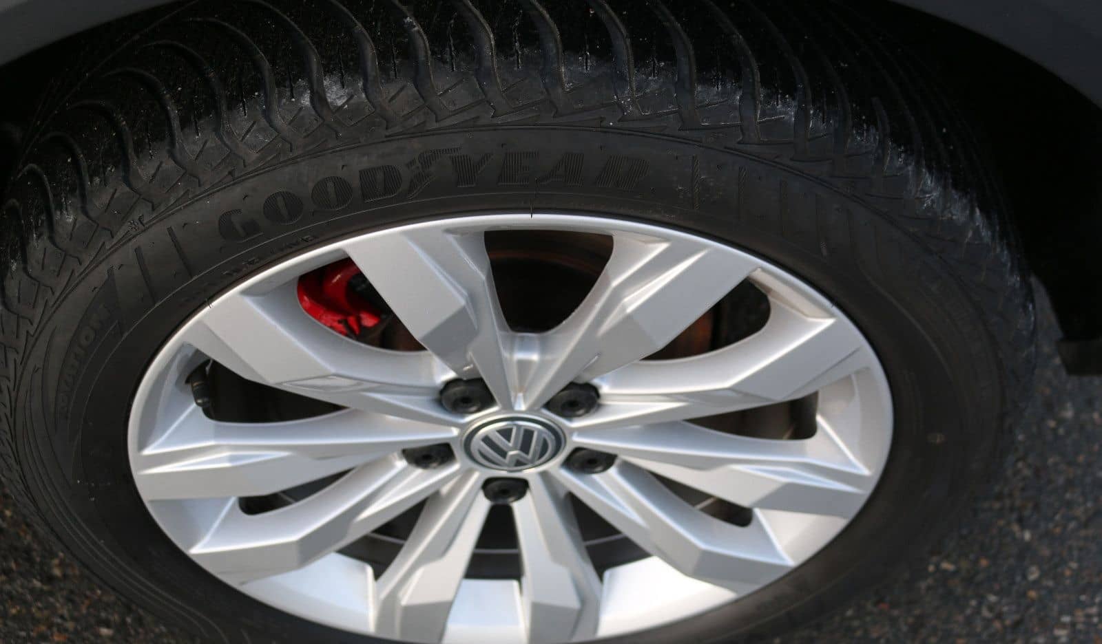 Volkswagen T-Roc Sport foto 2