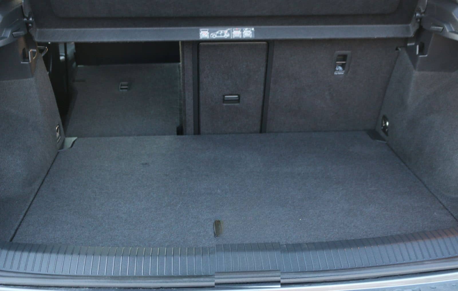 Volkswagen T-Roc Sport foto 9