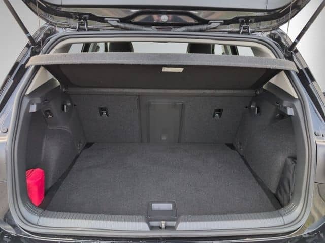 Volkswagen Golf VIII 2.0 TDI DSG ACTIVE AHK+LED+NAVI+RFK+SH foto 7