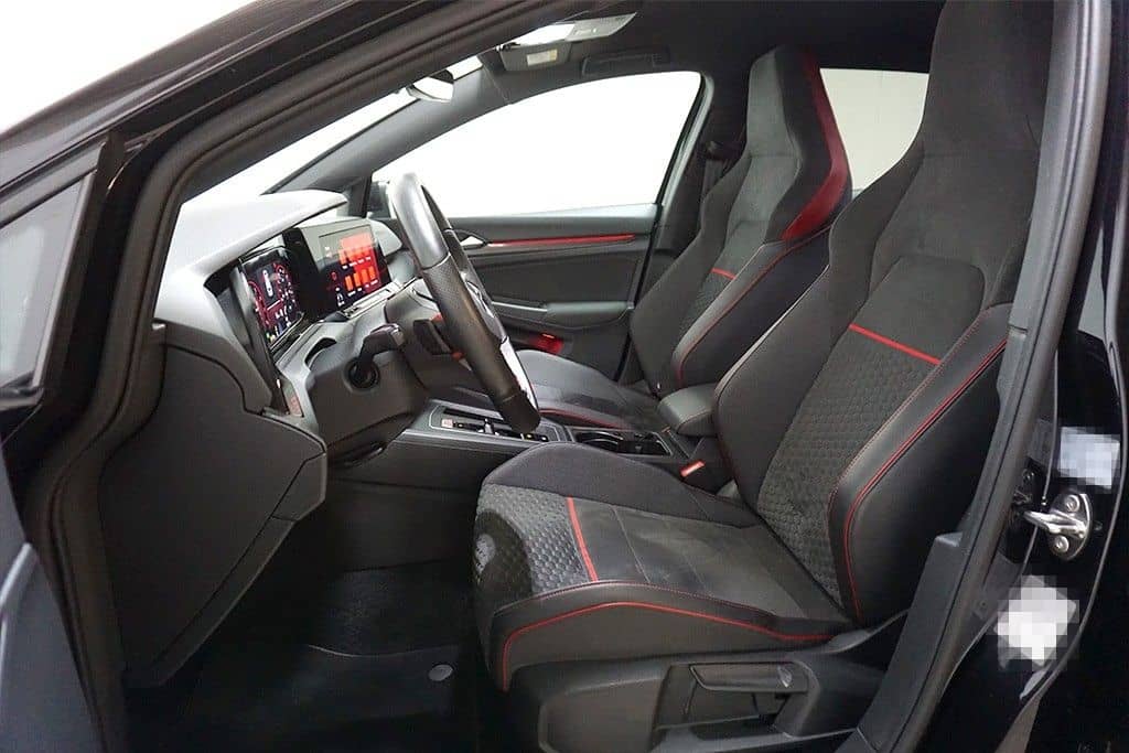 Volkswagen Golf 8 2.0TSI DSG GTI Clubsport Virtual Navi 19" foto 9