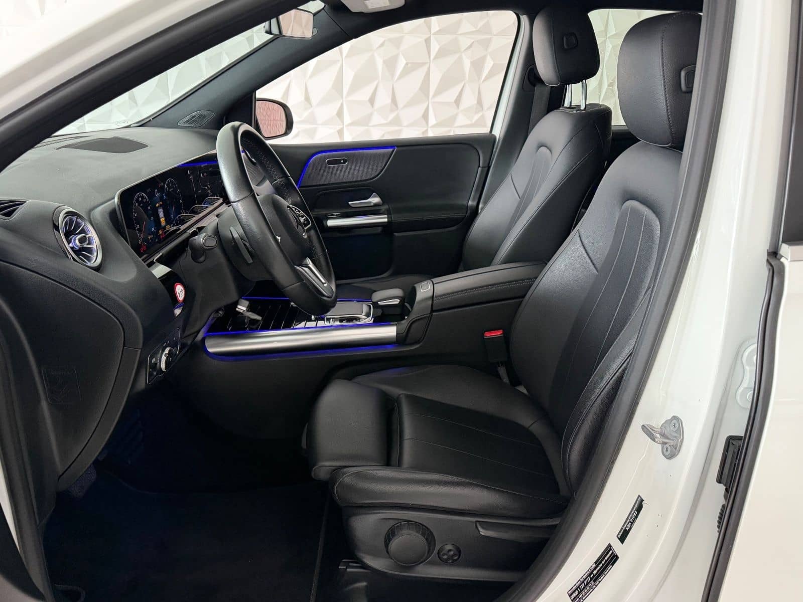 Mercedes-Benz B 220 4Matic|LED|AMBIENTE|WIDESCREEN|SPUR|TEMP foto 11