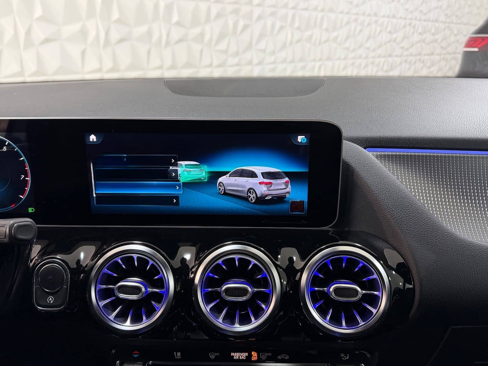 Mercedes-Benz B 220 4Matic|LED|AMBIENTE|WIDESCREEN|SPUR|TEMP foto 23