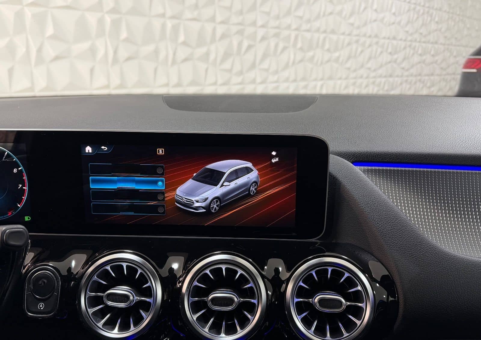 Mercedes-Benz B 220 4Matic|LED|AMBIENTE|WIDESCREEN|SPUR|TEMP foto 25