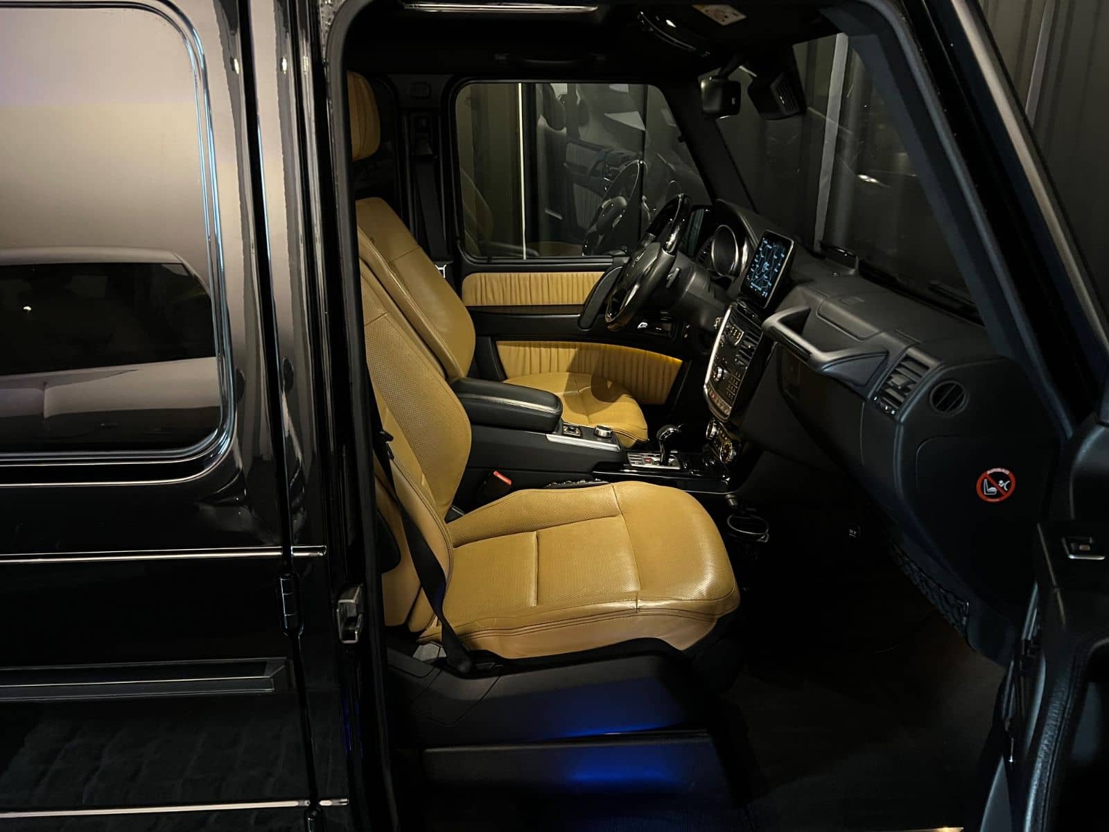 Mercedes-Benz G 500 AMG foto 8