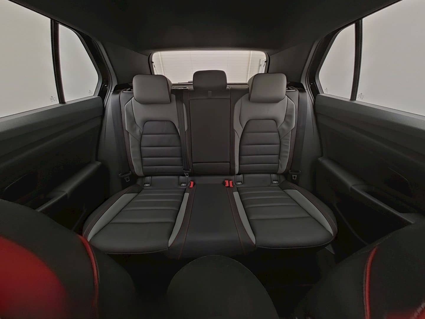 Volkswagen Golf GTI 8 2.0 TSI DSG BLACK-STYLE ALU 19 DCC PA foto 17