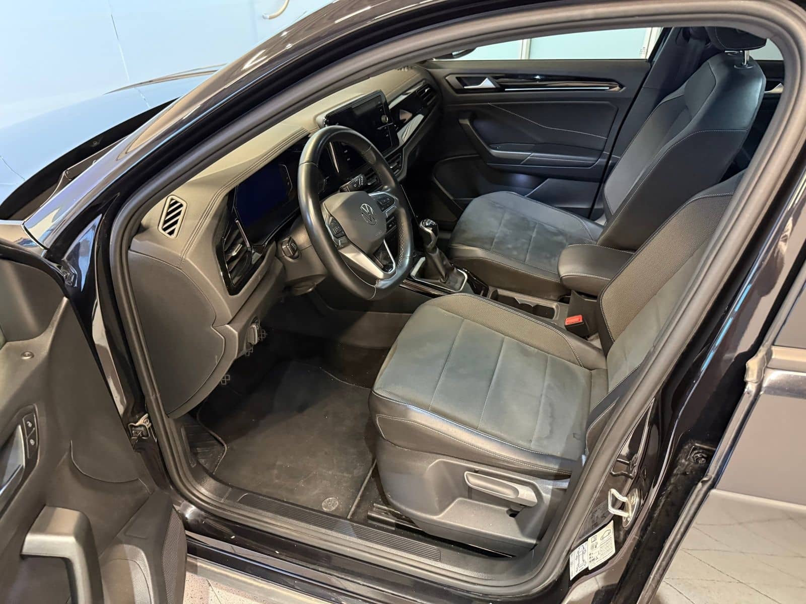 Volkswagen T-Roc 1.0 TSI Style LED+, ACC, Digital Cockpit P foto 15