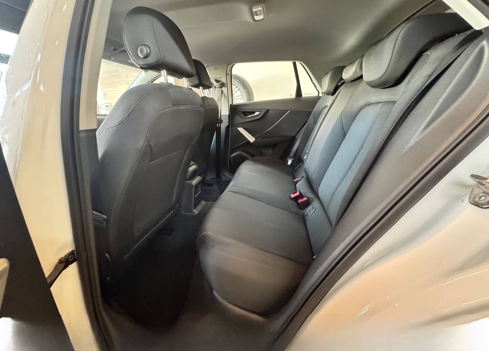 Audi Q2 30 TDI S line Kamera 8Fach foto 15