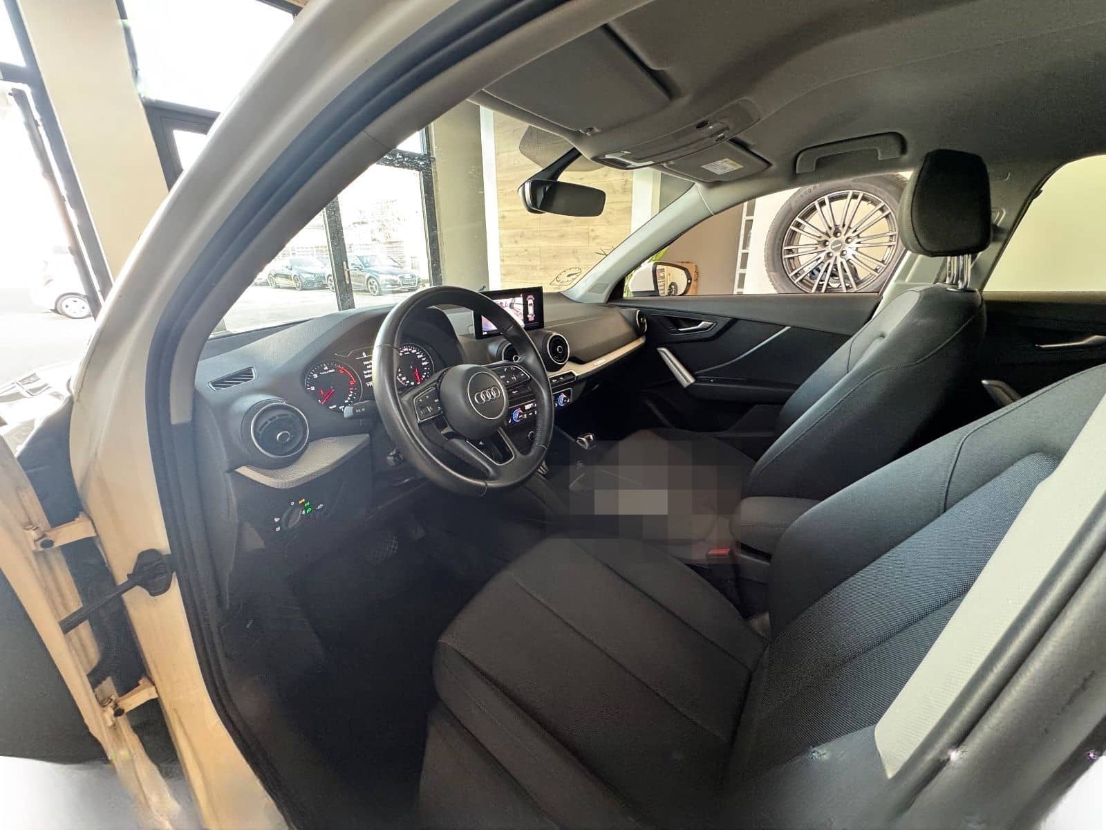 Audi Q2 30 TDI S line Kamera 8Fach foto 16