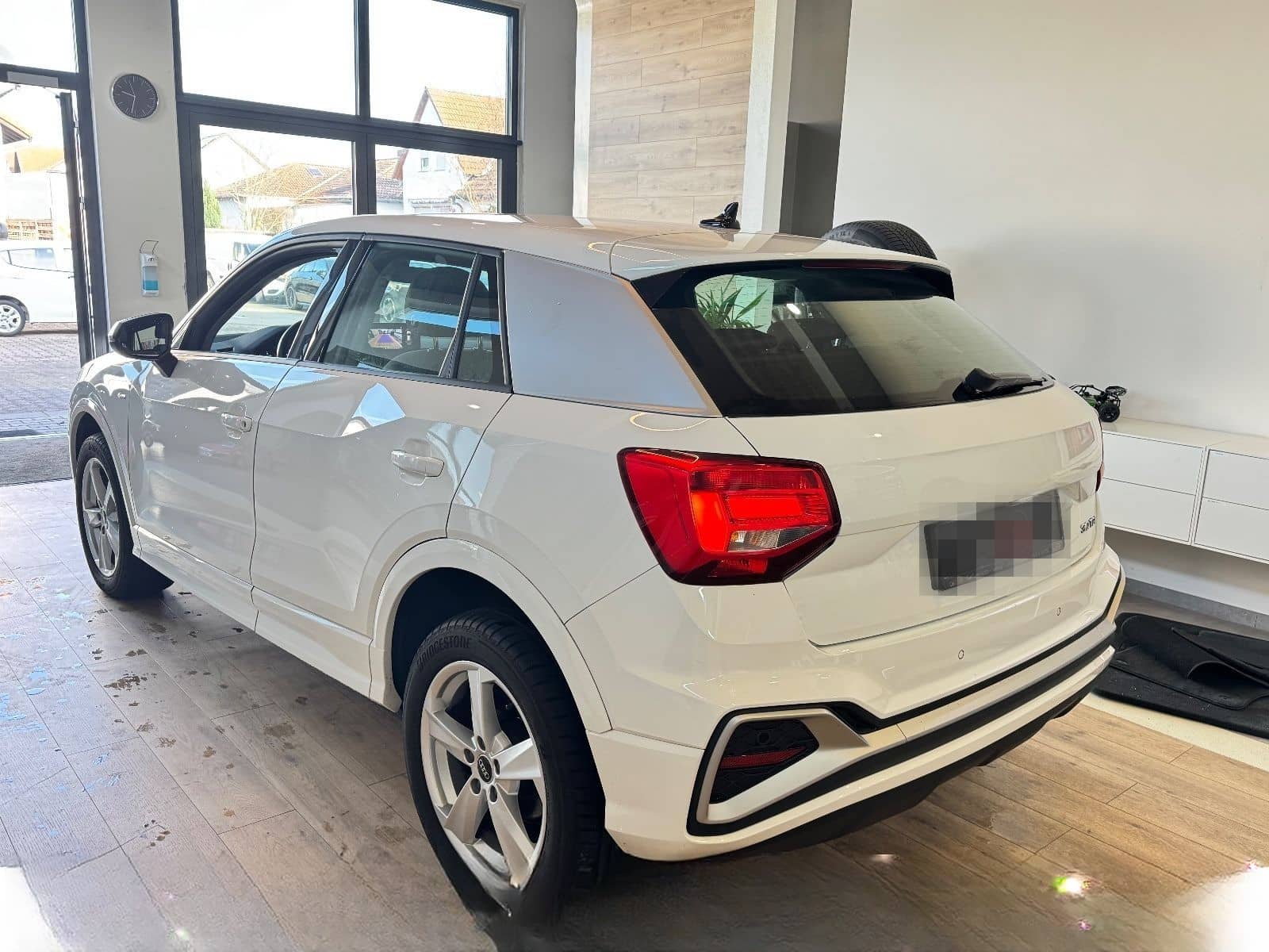 Audi Q2 30 TDI S line Kamera 8Fach foto 4