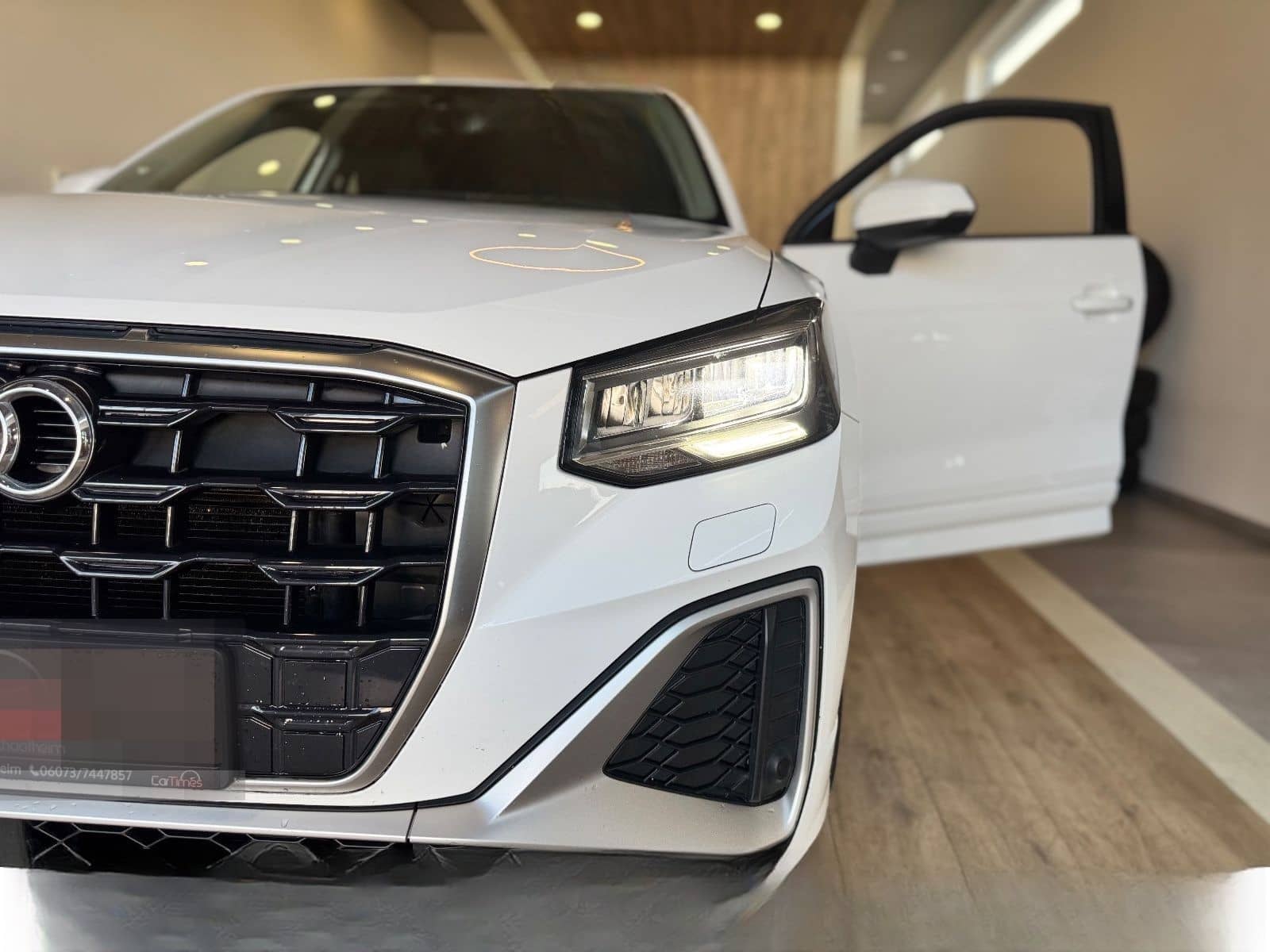 Audi Q2 30 TDI S line Kamera 8Fach foto 10