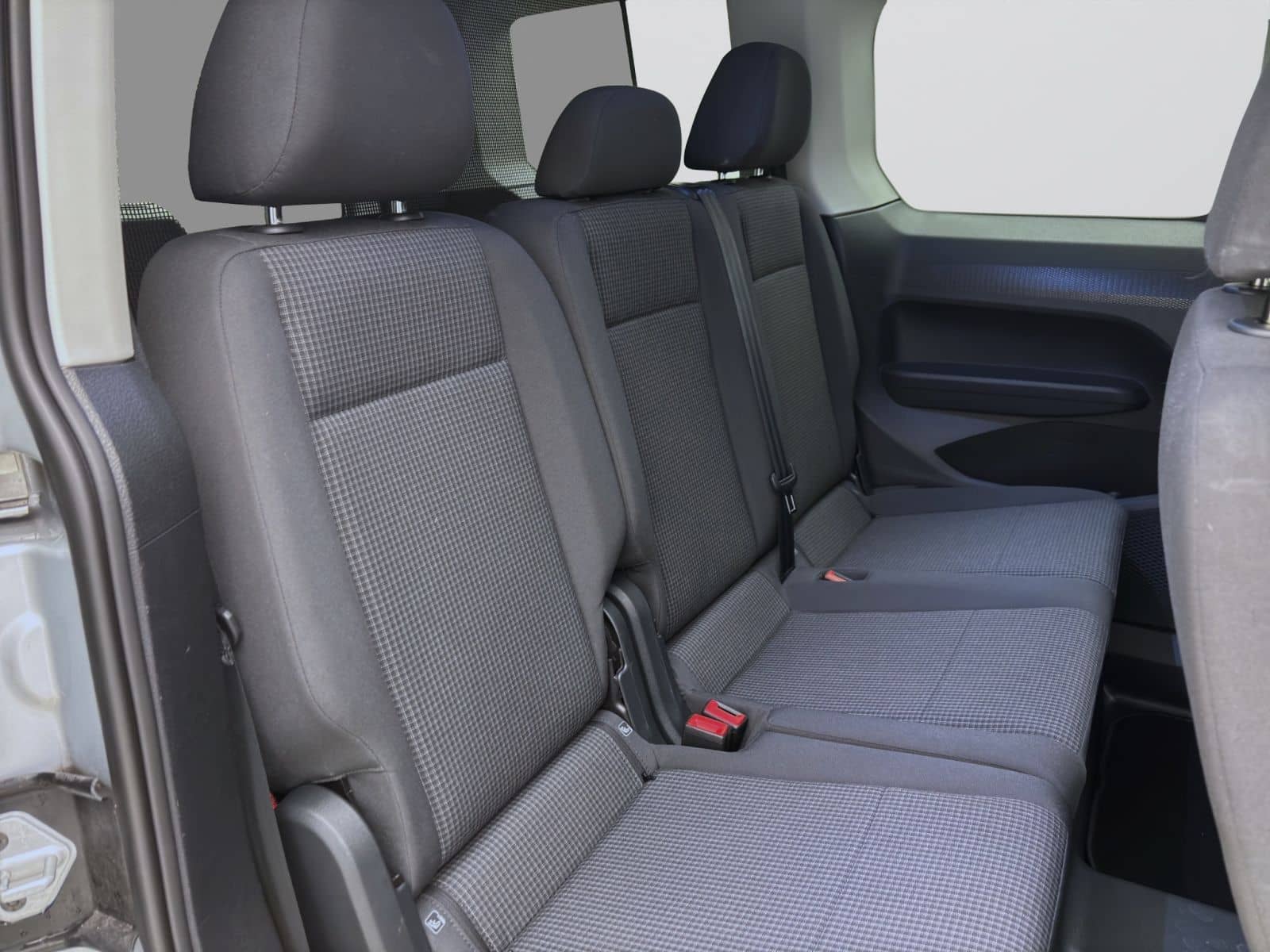 Volkswagen Caddy 1.5 TSI KOMBI PDC KLIMA MFL DAB+ foto 14