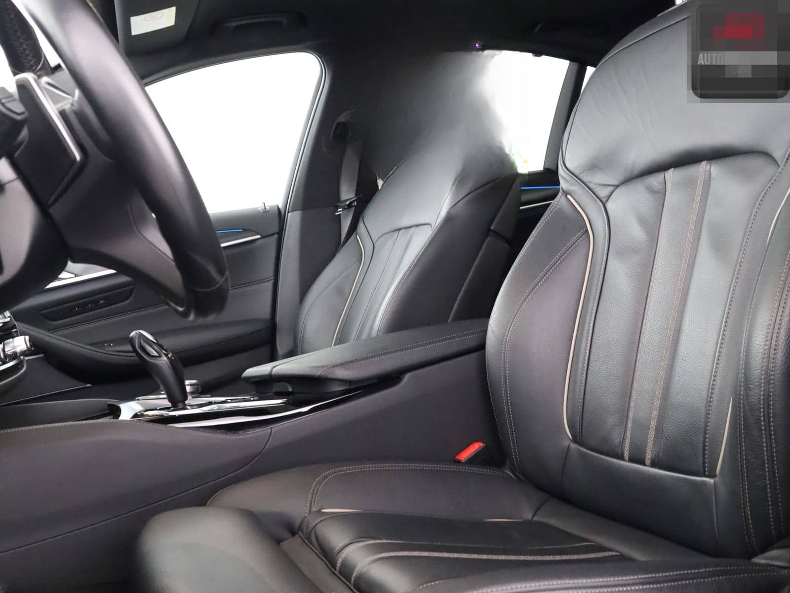 BMW 530 e xDrive M SPORT SHADOW HUD,KAMERA,HARMAN/K foto 10