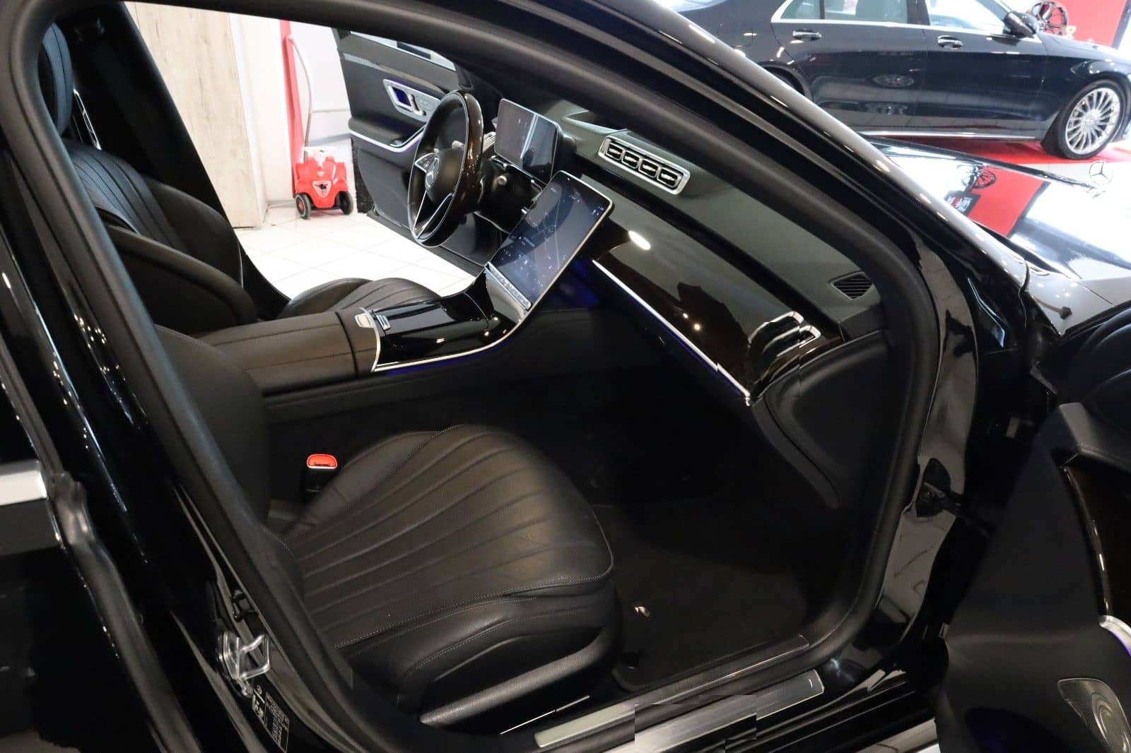 Mercedes-Benz S 350d 4Matic AMG-Line,LED,MBUX,Pano,360"HUD,ACC foto 20