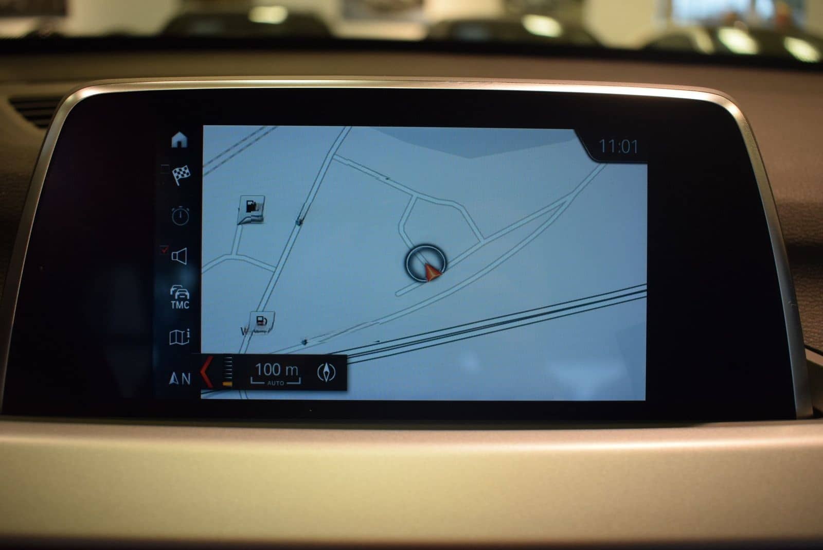 BMW X1 xDrive20i NAVI/SITZH./PDC/TEMPOMAT/KLIMAAUT. foto 8