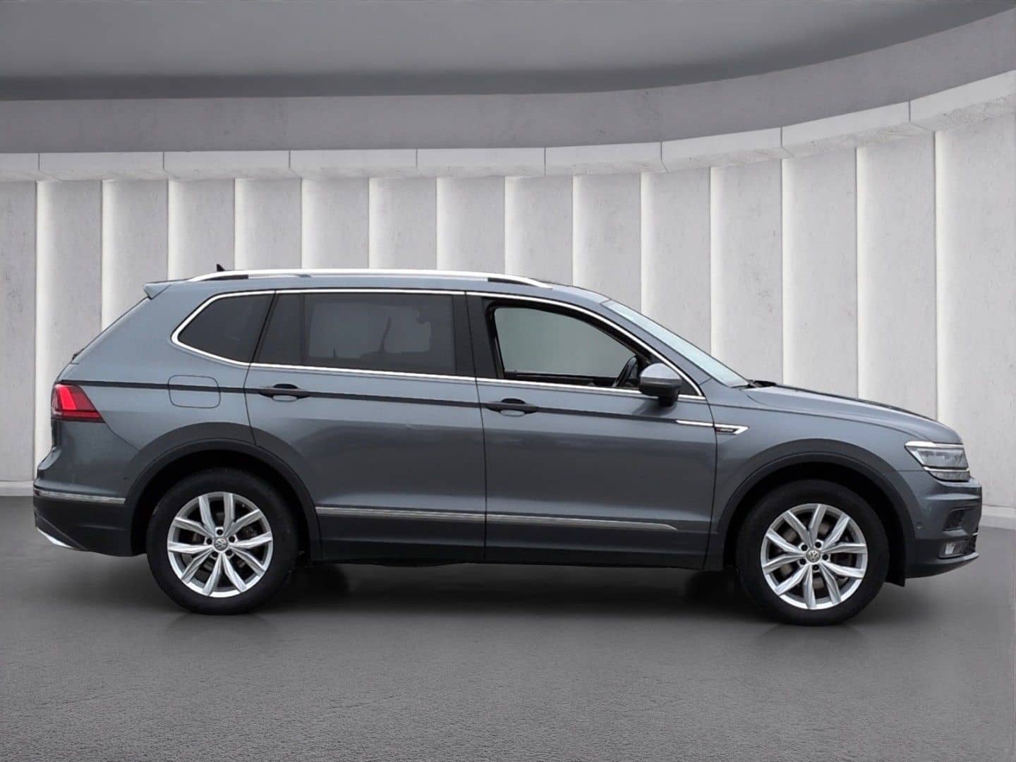 Volkswagen Tiguan Allspace Highline 4Mot TDI*AHK Panodach foto 3