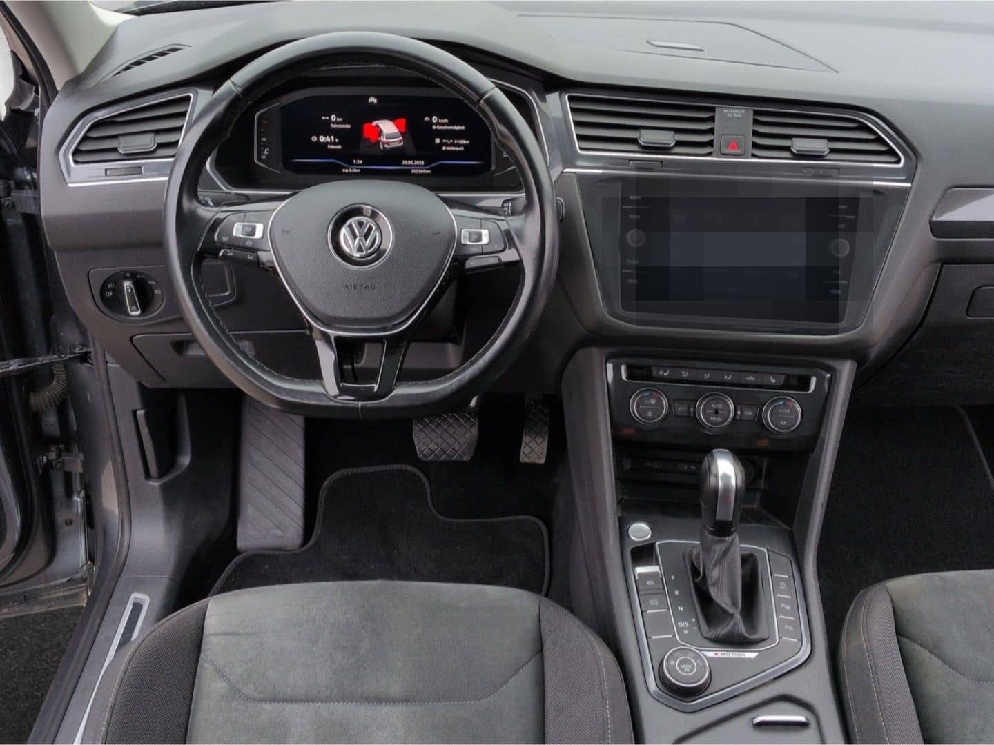 Volkswagen Tiguan Allspace Highline 4Mot TDI*AHK Panodach foto 6