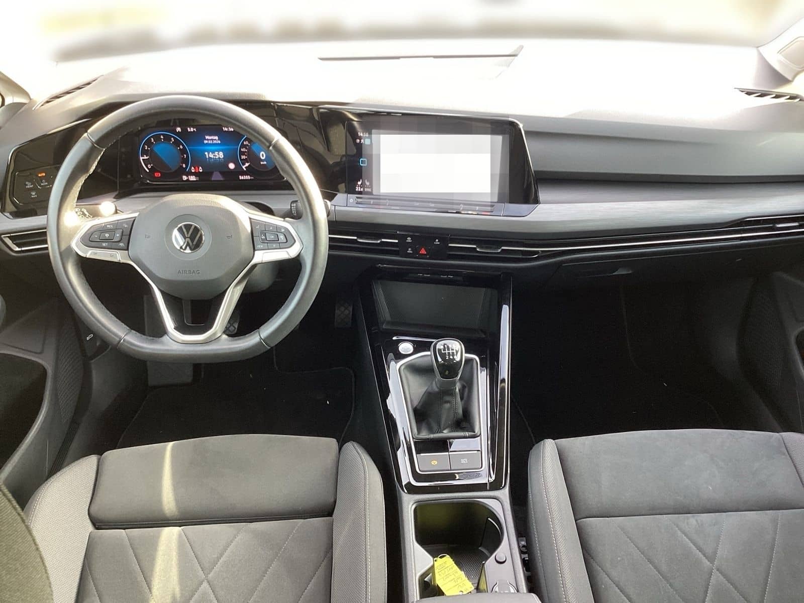 Volkswagen Golf VIII 1.5 TSI STYLE +LED +ACC +VIRTUAL +NAVI foto 10