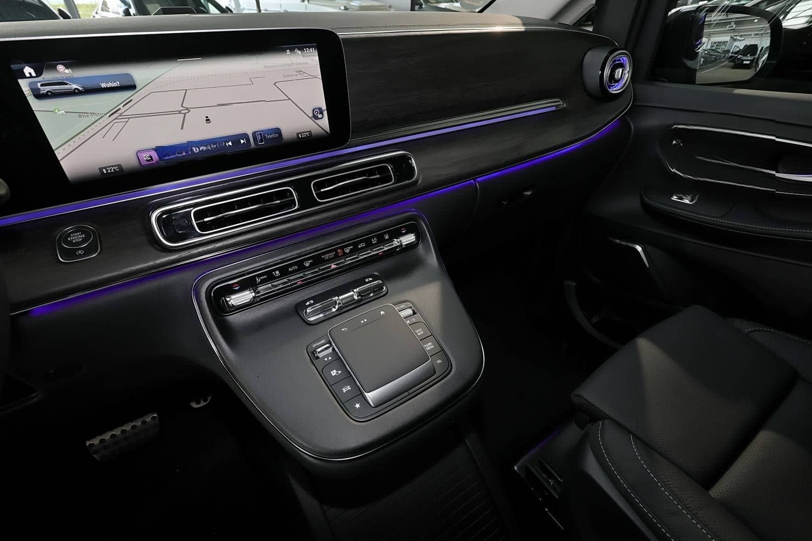 Mercedes-Benz V 300 d AVANTGARDE lang Distro+Pano+AHK+Airmatic foto 13