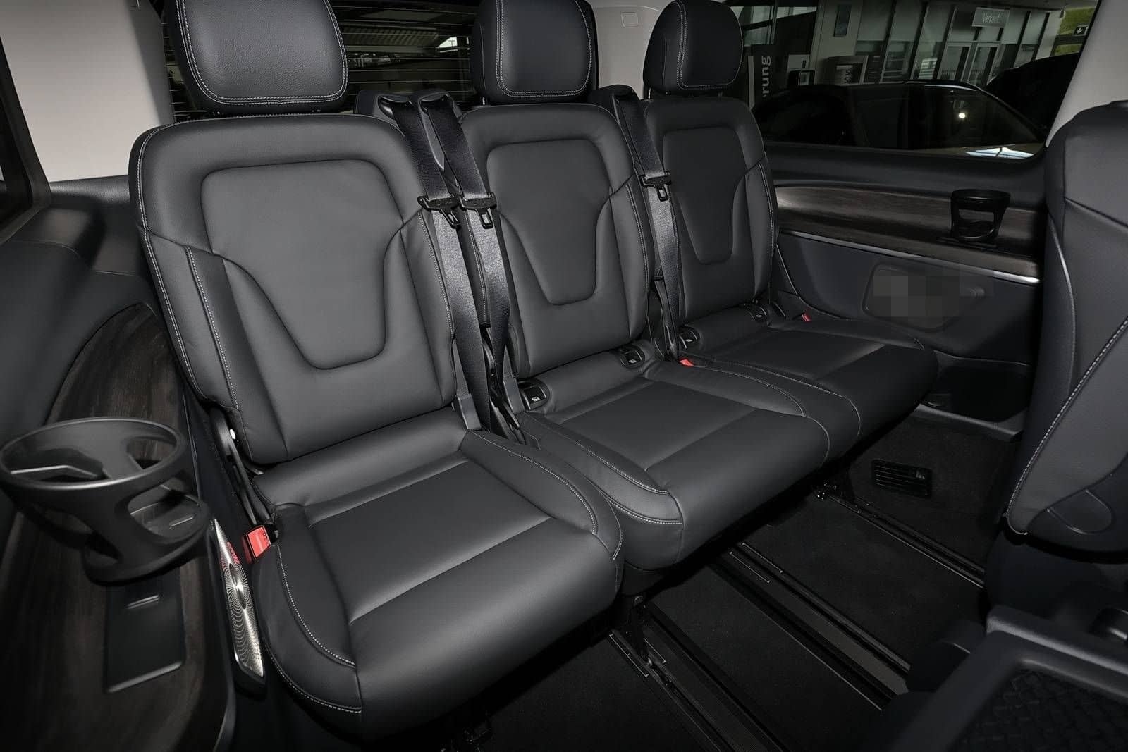 Mercedes-Benz V 300 d AVANTGARDE lang Distro+Pano+AHK+Airmatic foto 8