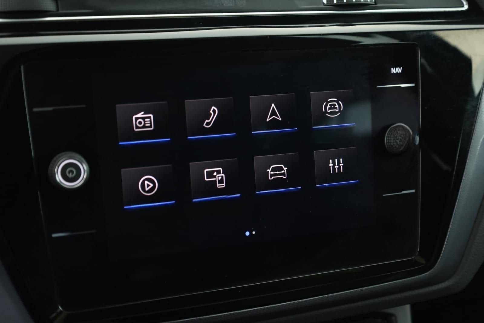 Volkswagen Touran 2.0 TDI DSG Highline R-Line 7 Pano 18 AHK foto 11