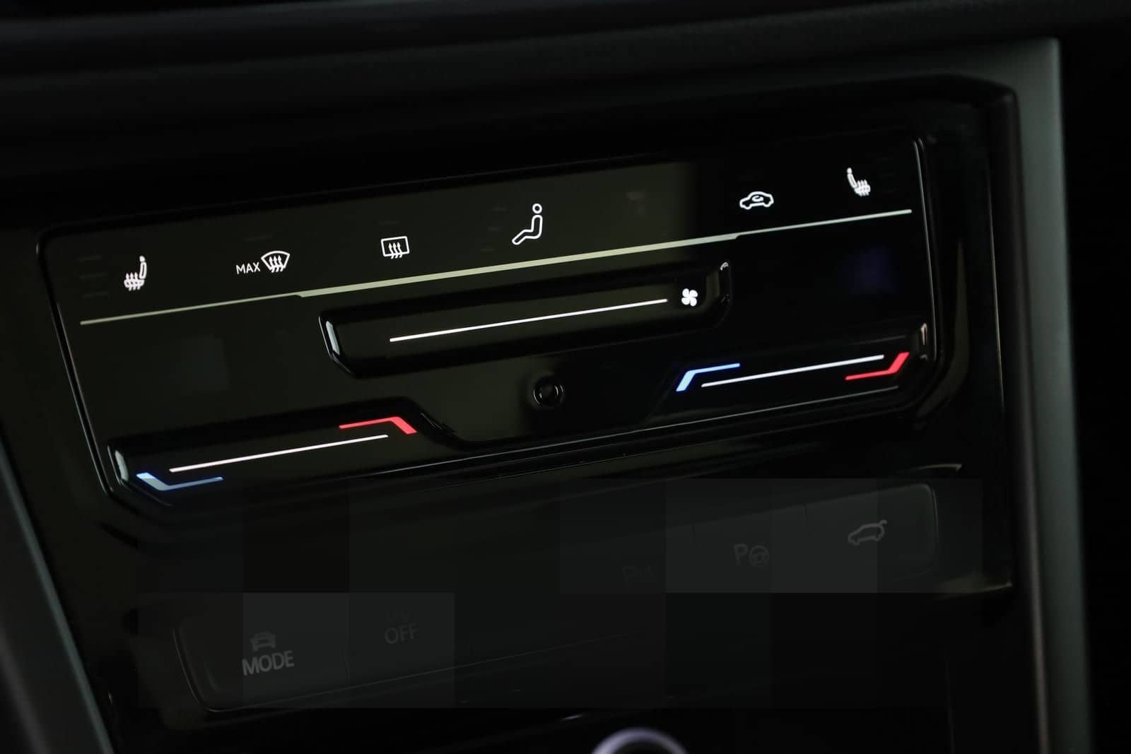 Volkswagen Touran 2.0 TDI DSG Highline R-Line 7 Pano 18 AHK foto 12