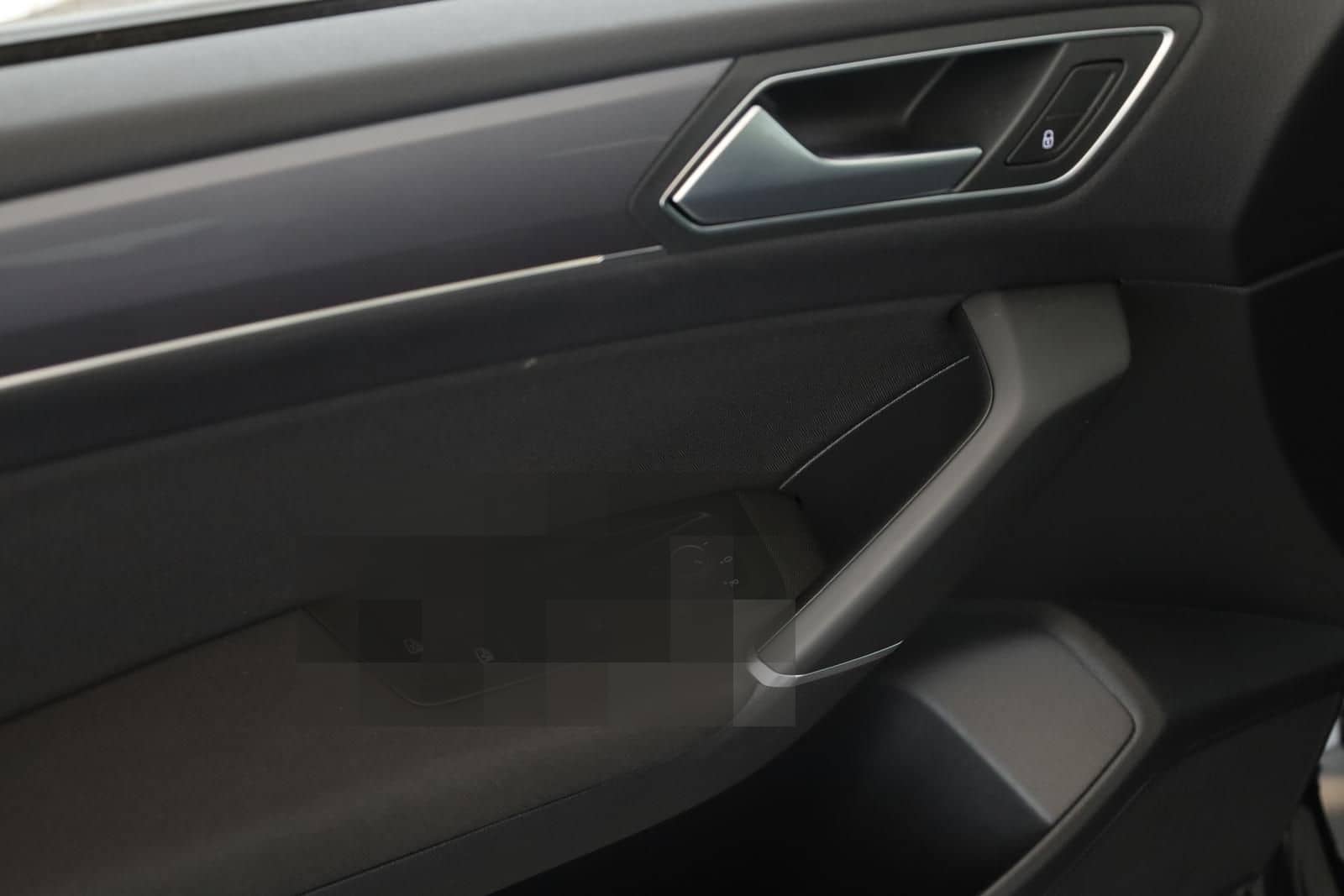 Volkswagen Touran 2.0 TDI DSG Highline R-Line 7 Pano 18 AHK foto 16