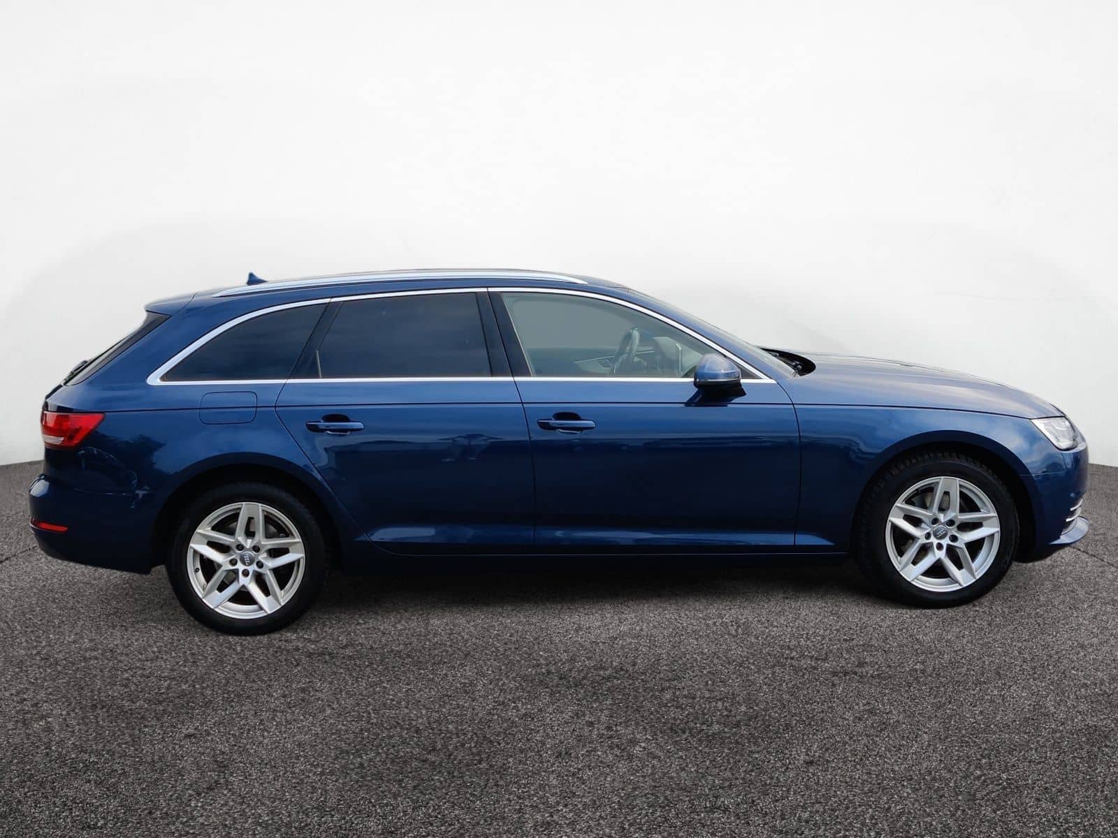 Audi A4 Avant 2.0 TDI sport foto 7